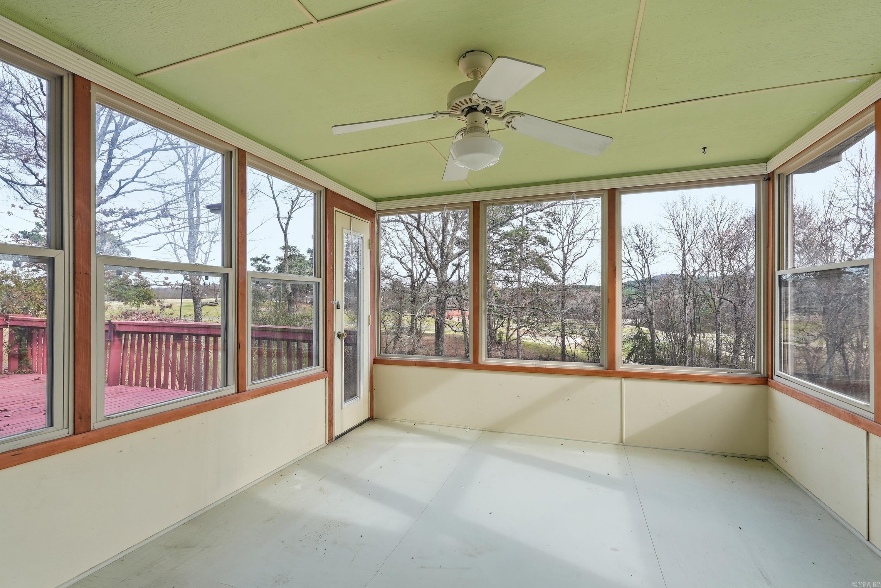 110 Fairway Court Property Photo 10