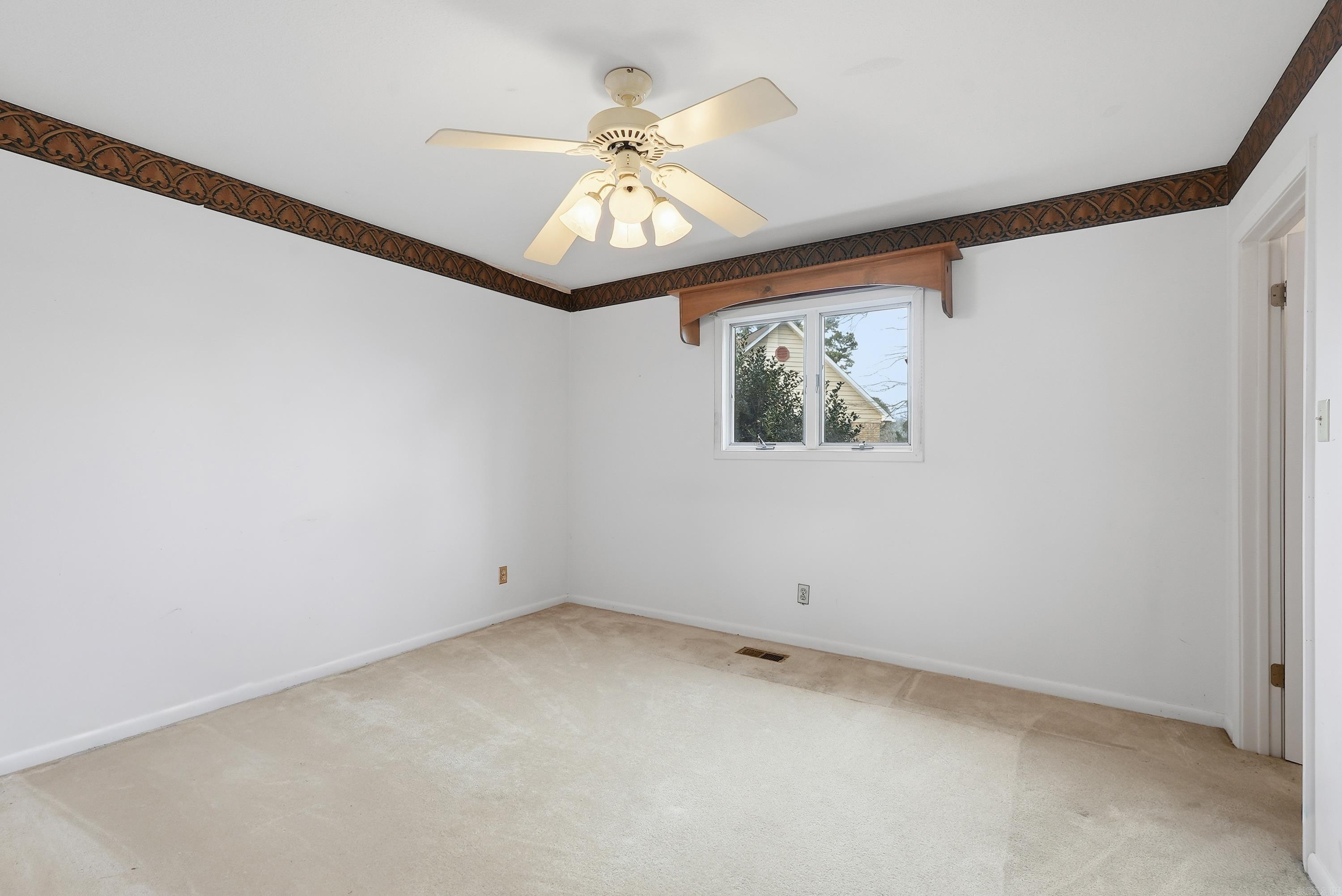 110 Fairway Court Property Photo 24