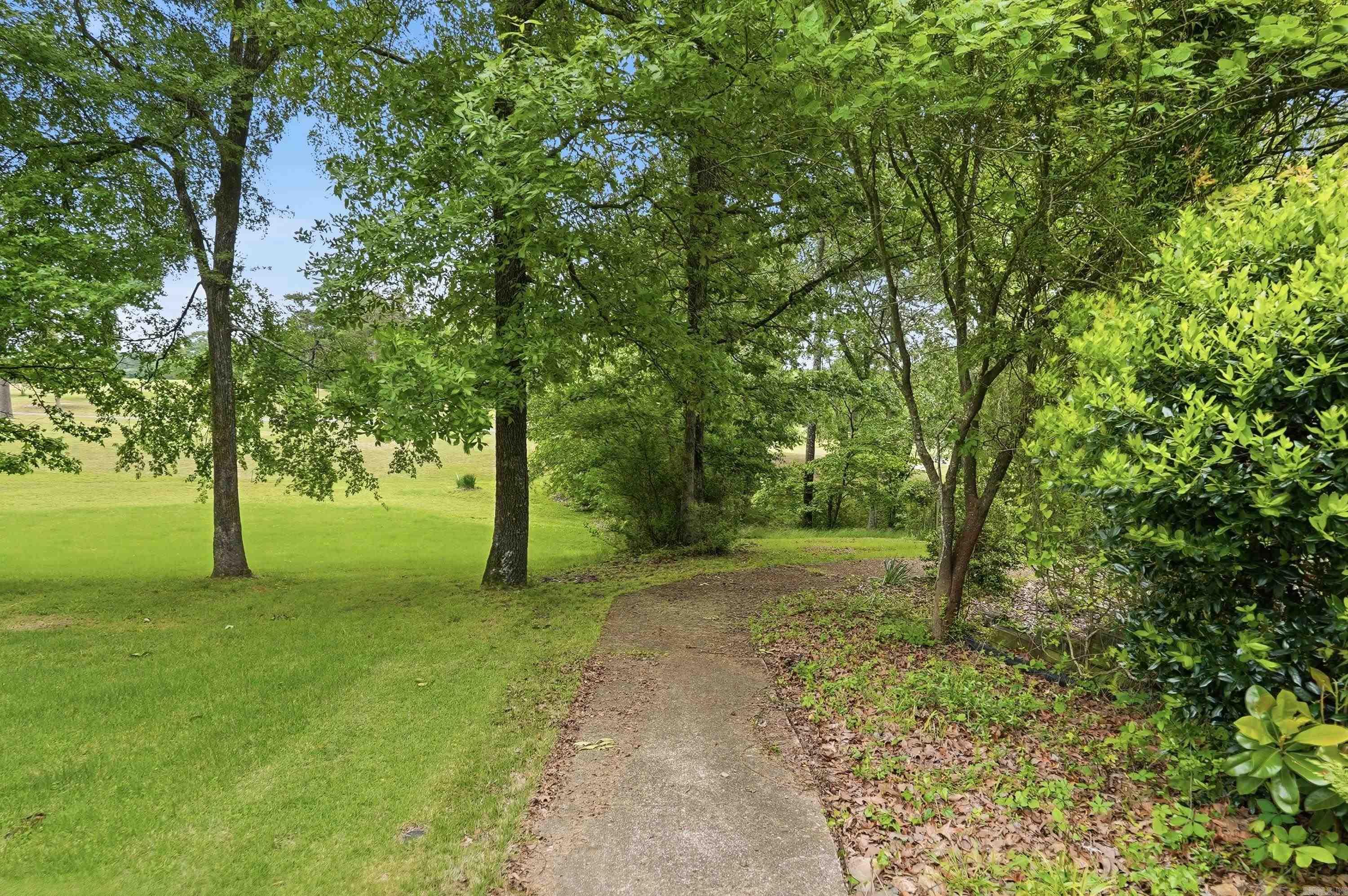 110 Fairway Court Property Photo 25