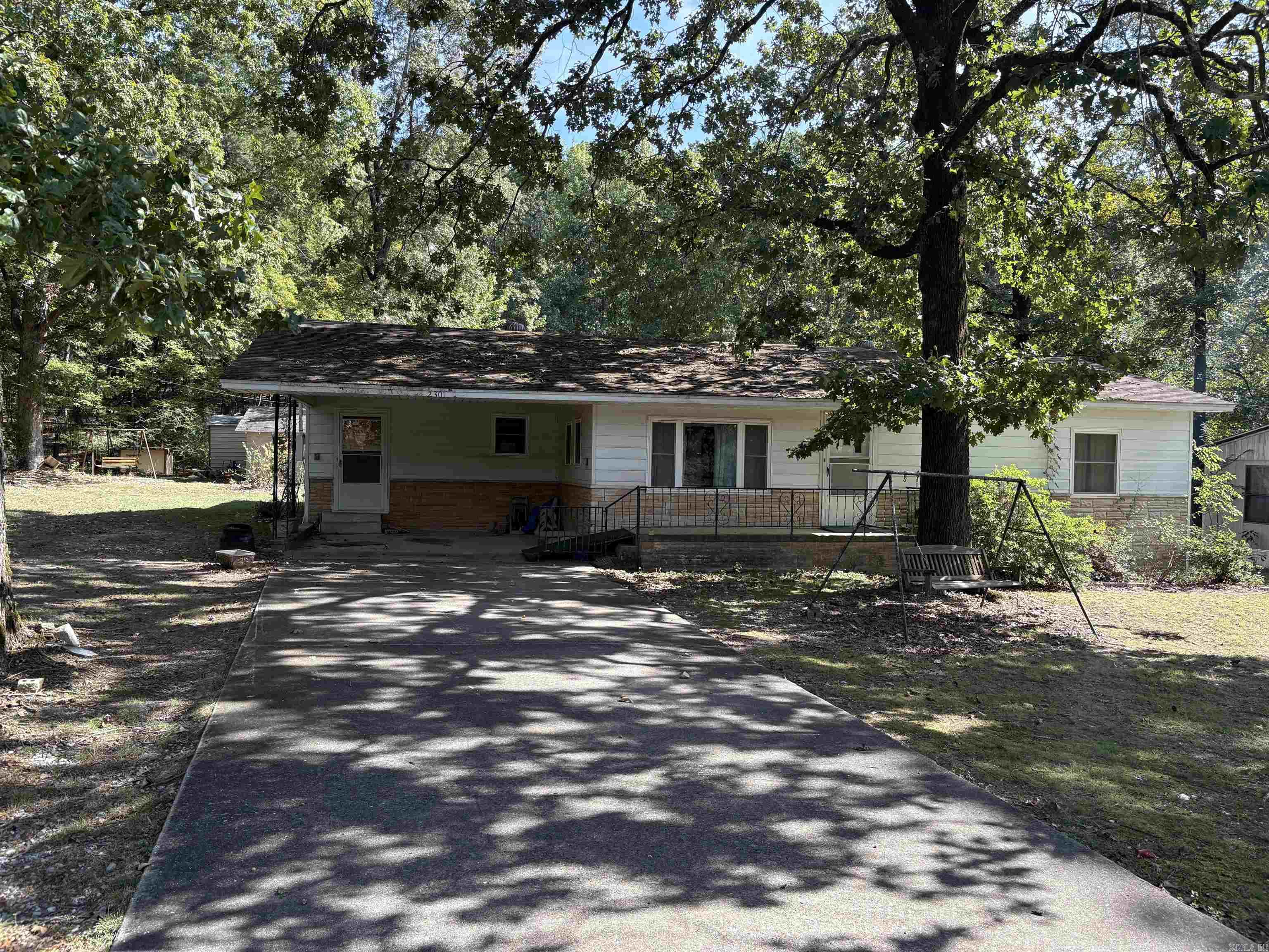 2301 Beauchamp Road Property Photo 1