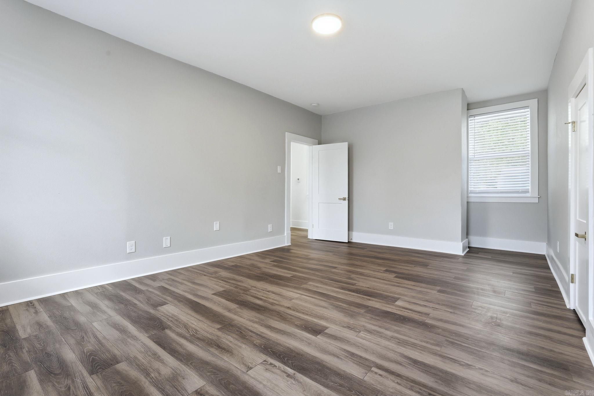 1724 W 24th Street Property Photo 33