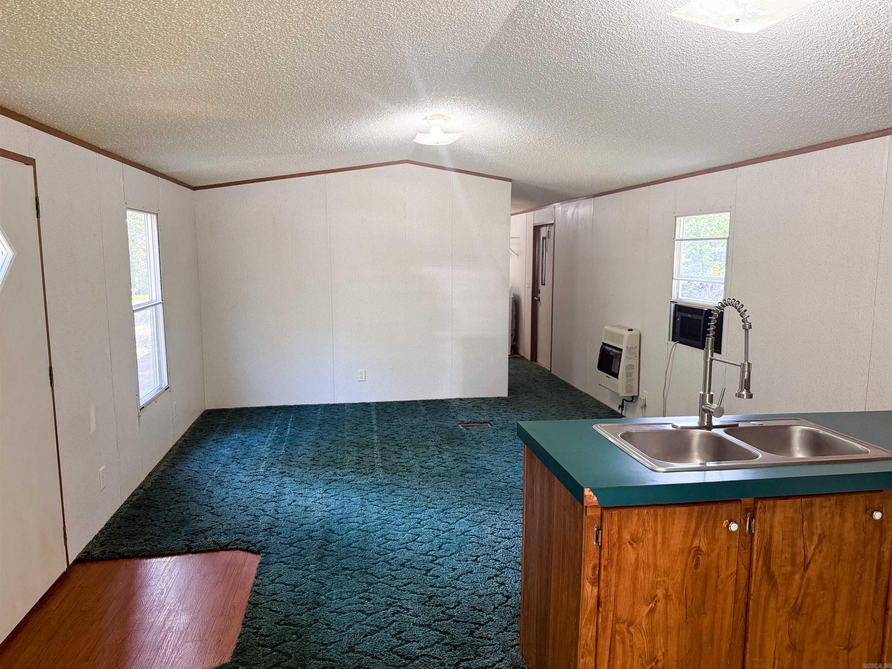 75 Howard Road Property Photo 16
