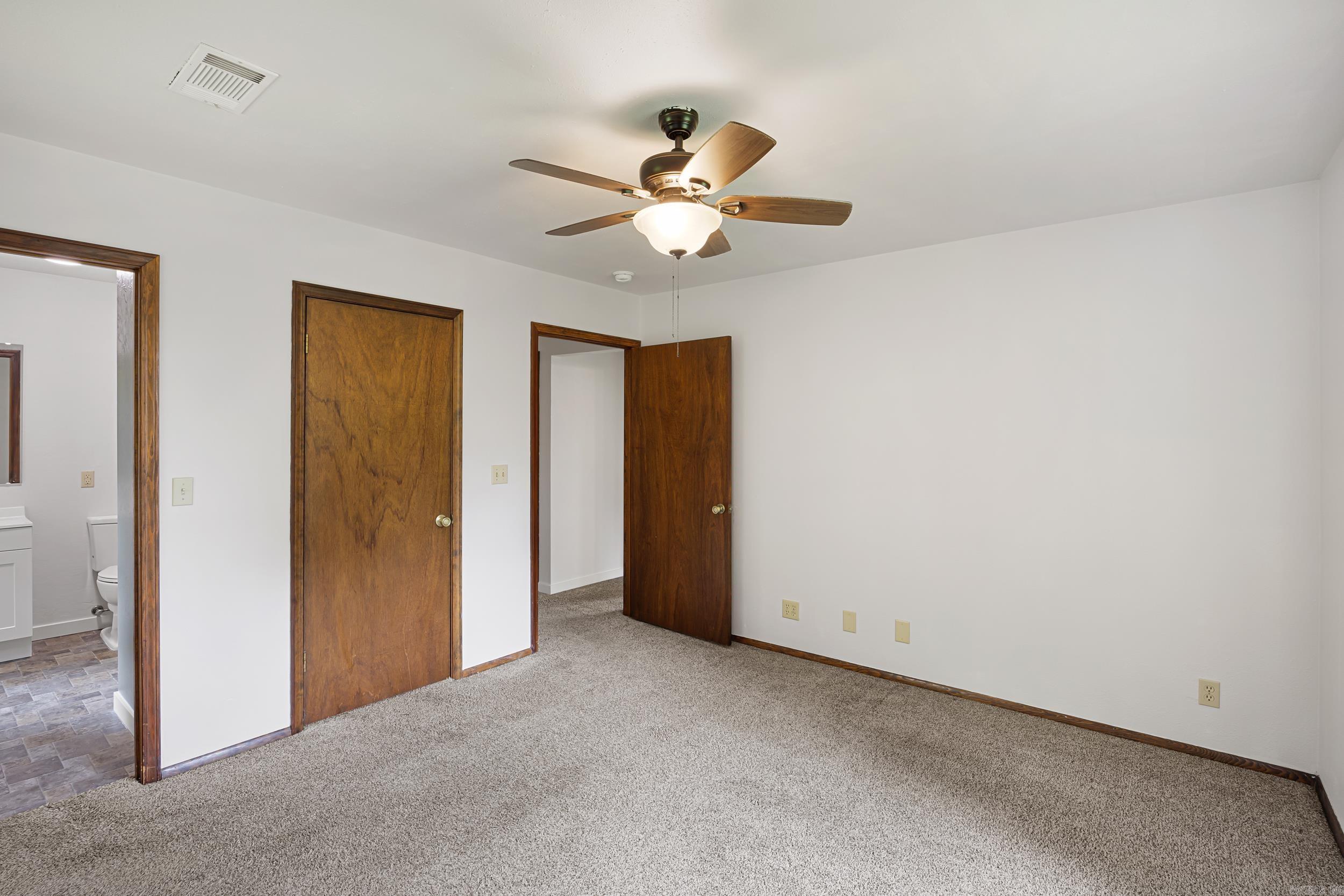 826 E 164 Highway Property Photo 27