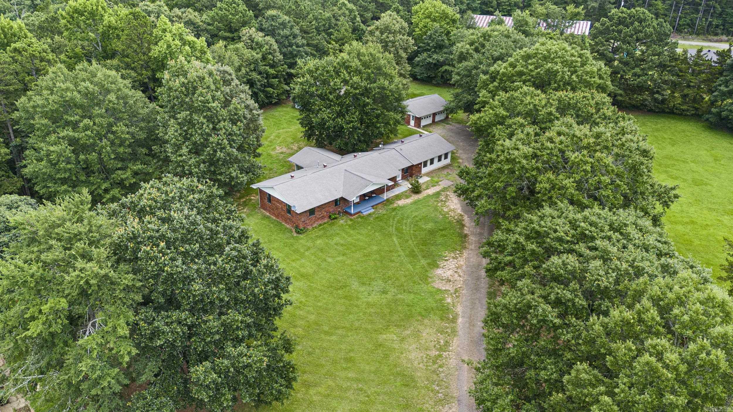 826 E 164 Highway Property Photo 47