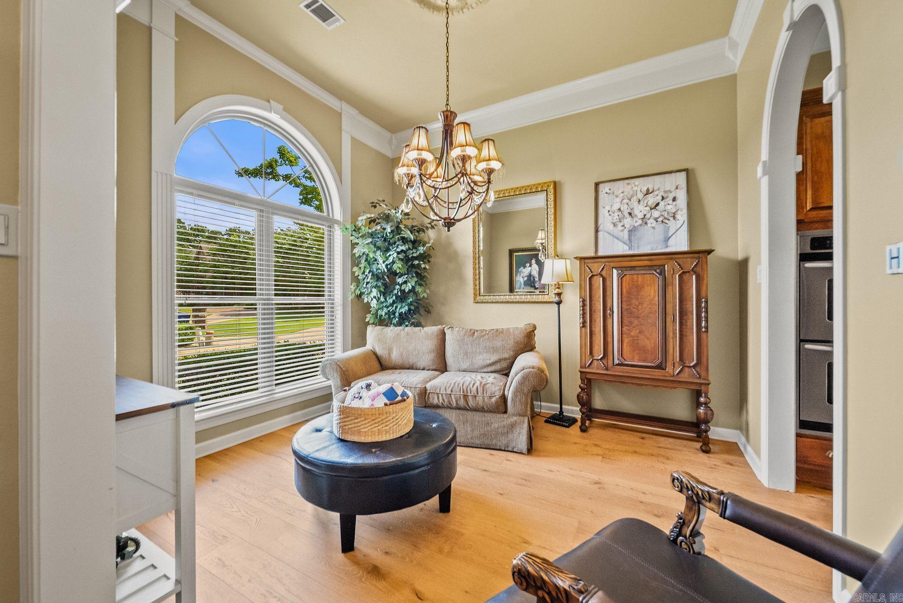 127 Grenoble Circle Property Photo 7