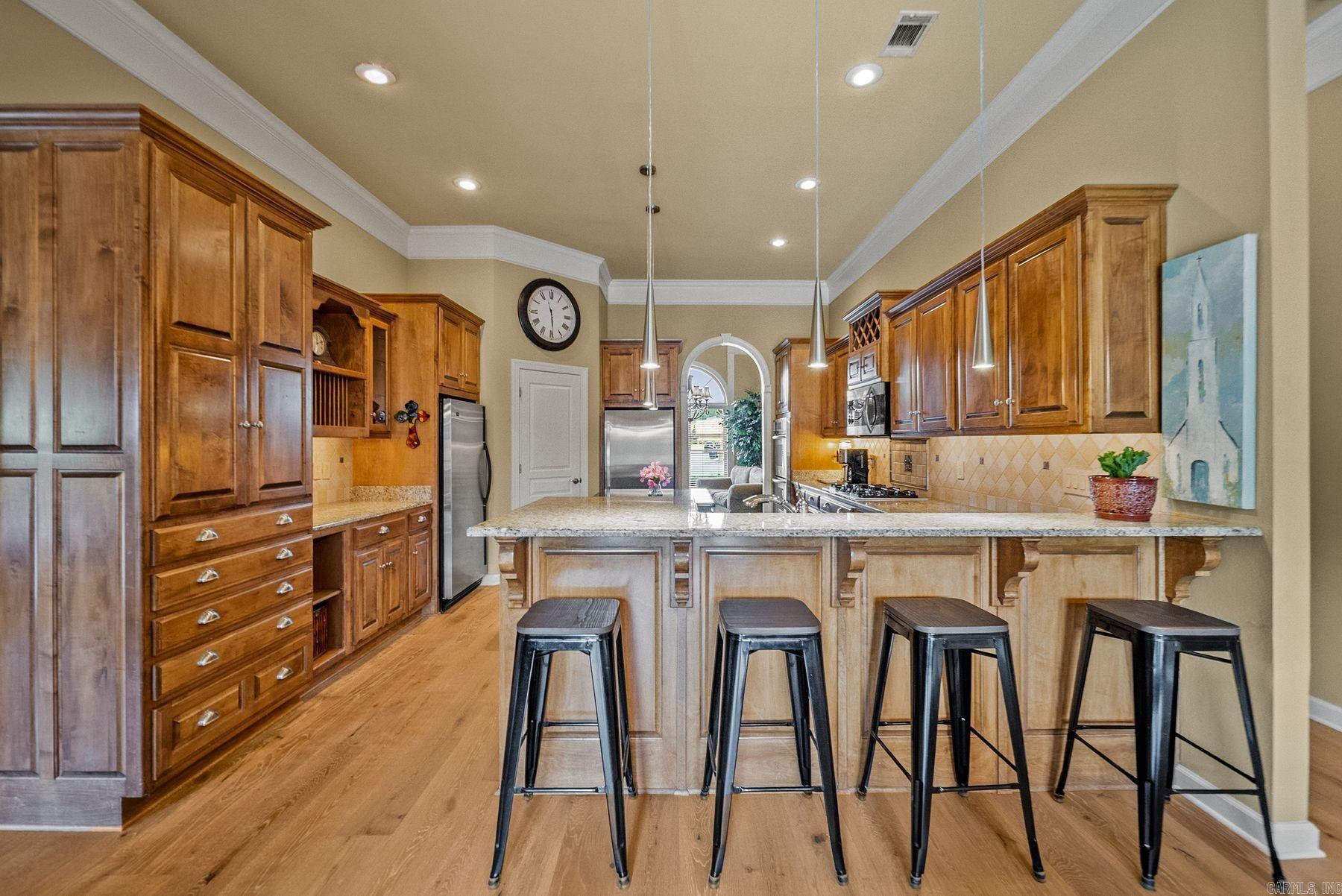 127 Grenoble Circle Property Photo 9