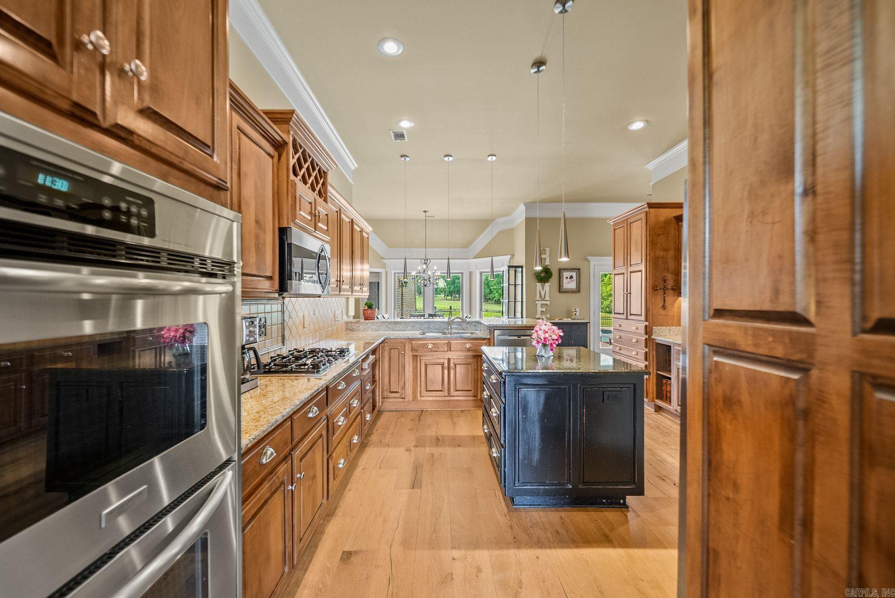 127 Grenoble Circle Property Photo 11