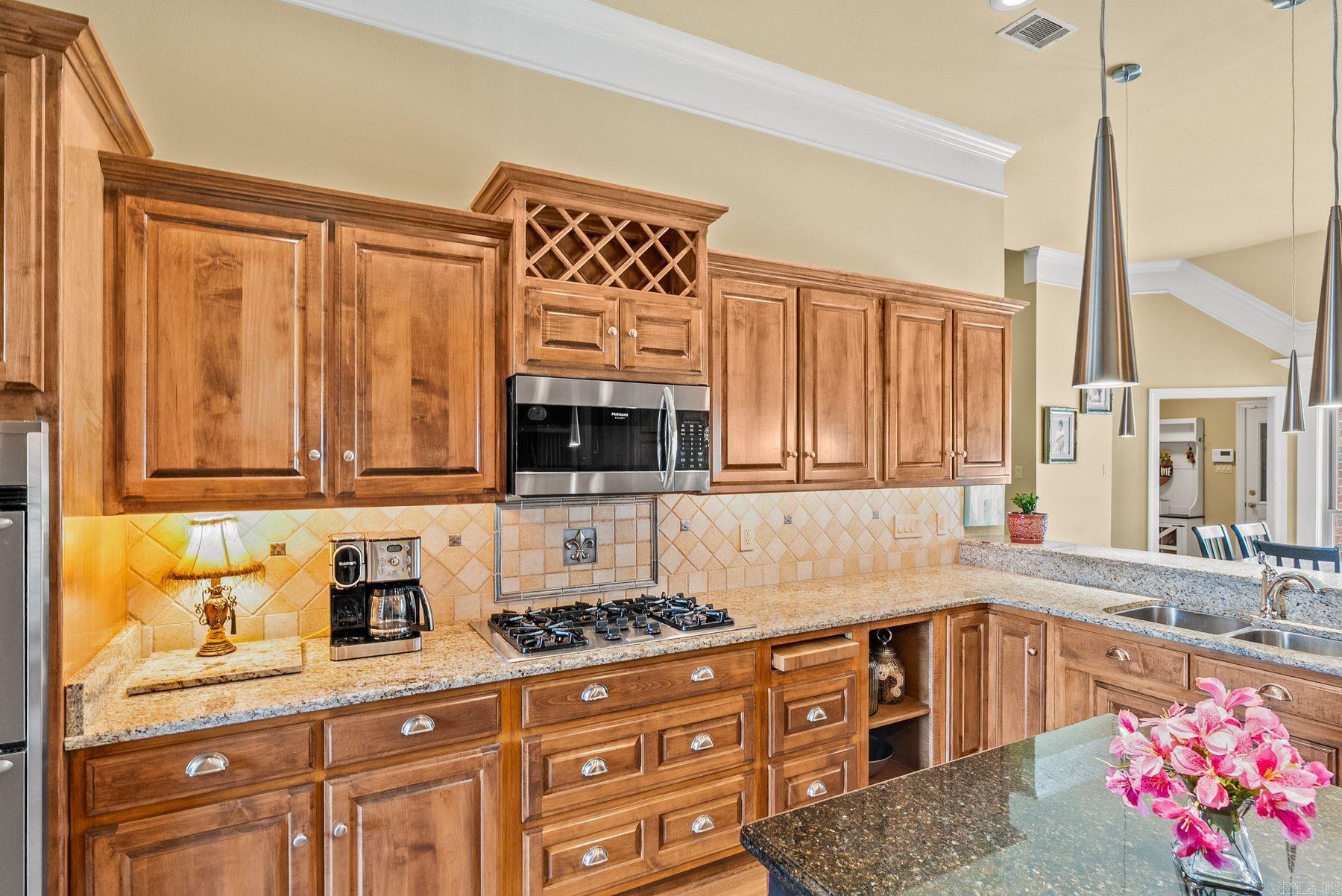 127 Grenoble Circle Property Photo 13