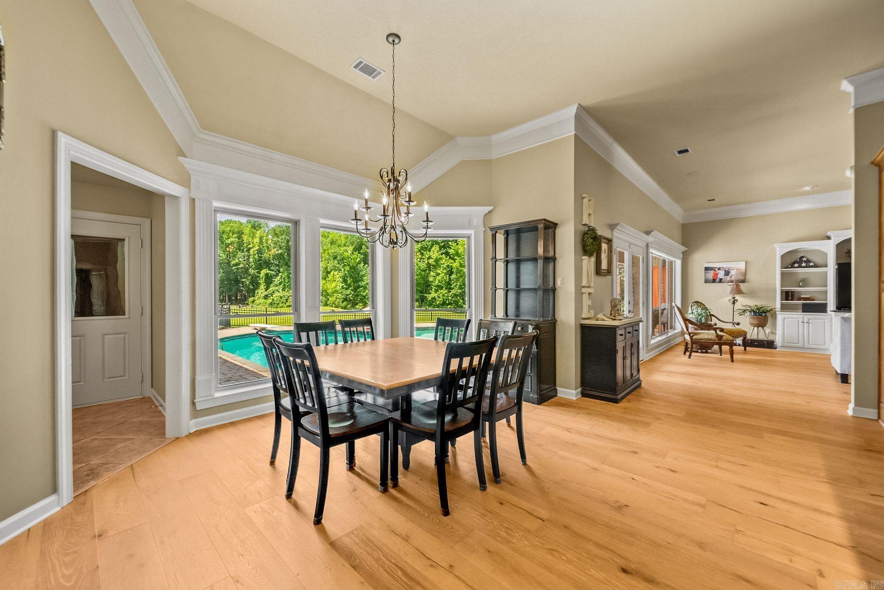 127 Grenoble Circle Property Photo 14
