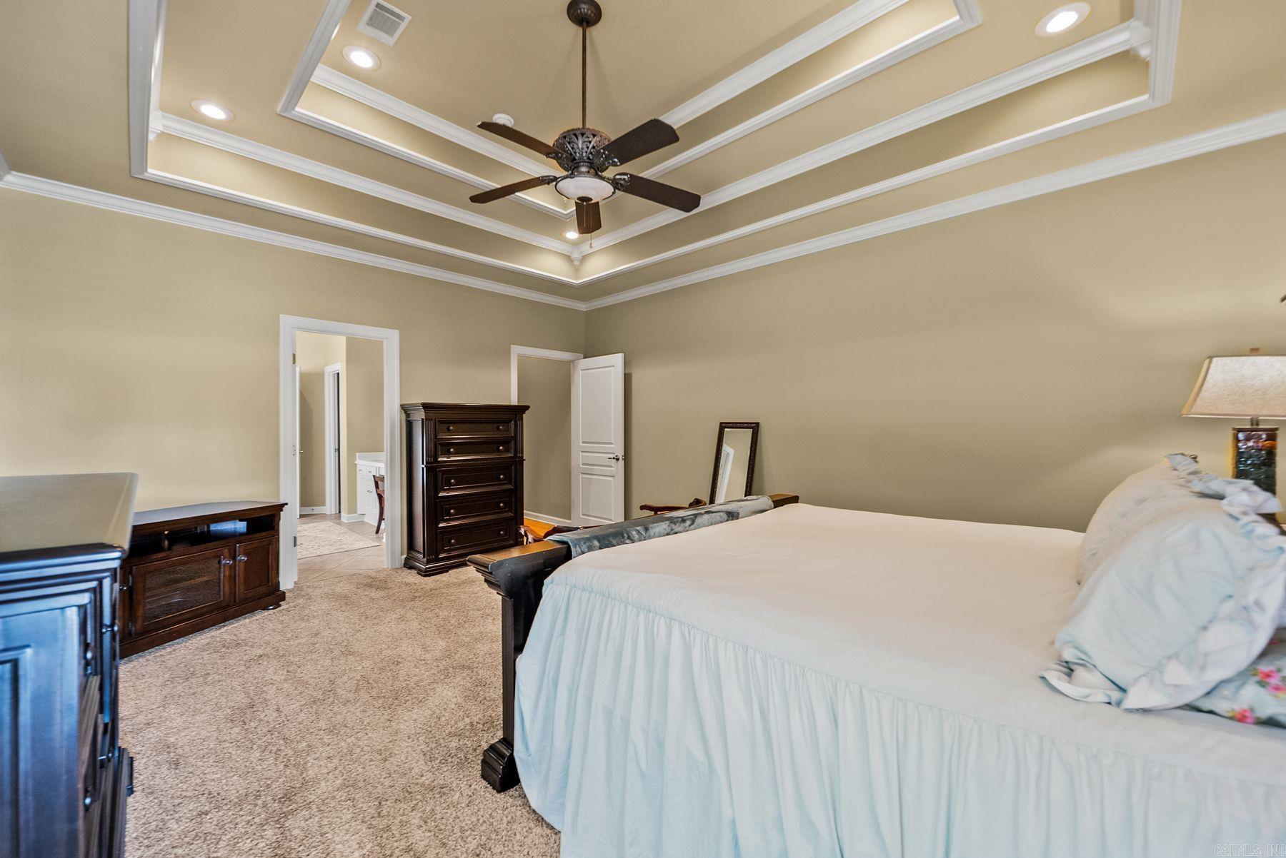 127 Grenoble Circle Property Photo 18