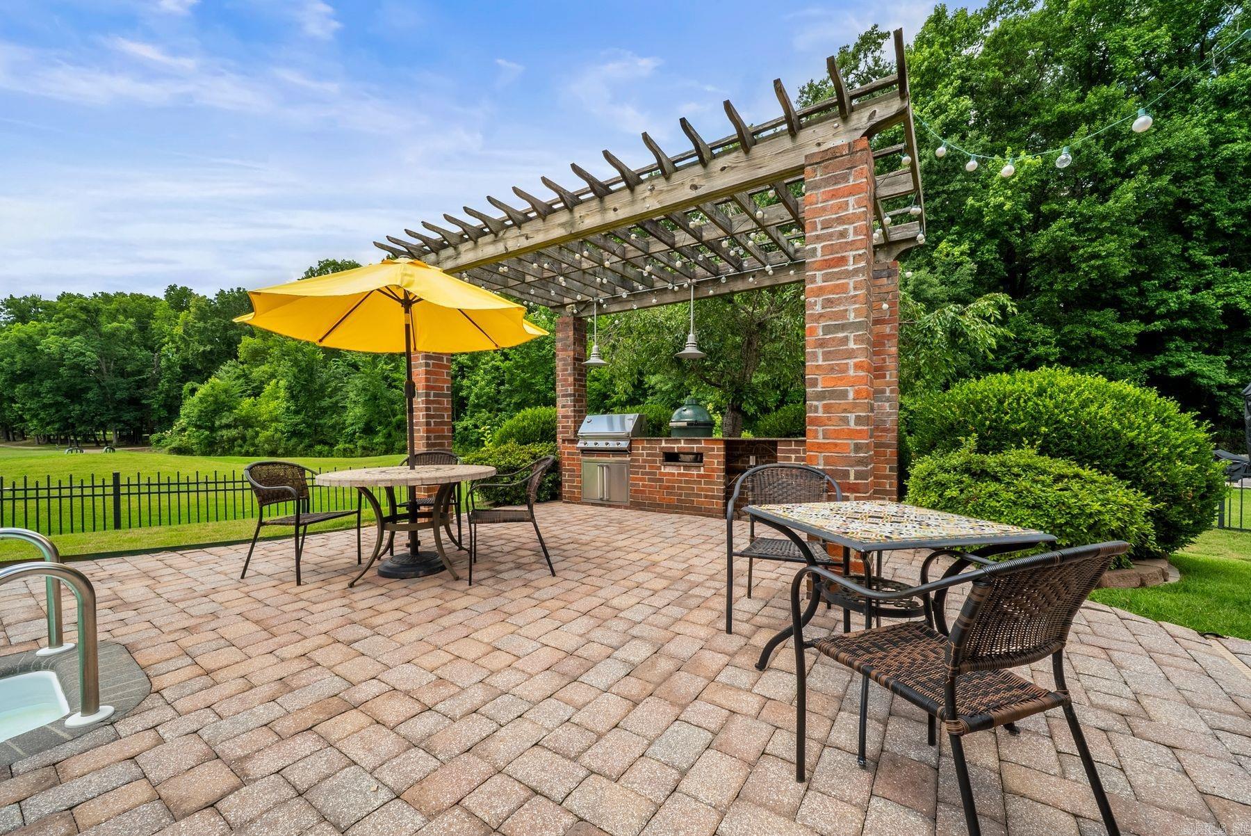 127 Grenoble Circle Property Photo 42
