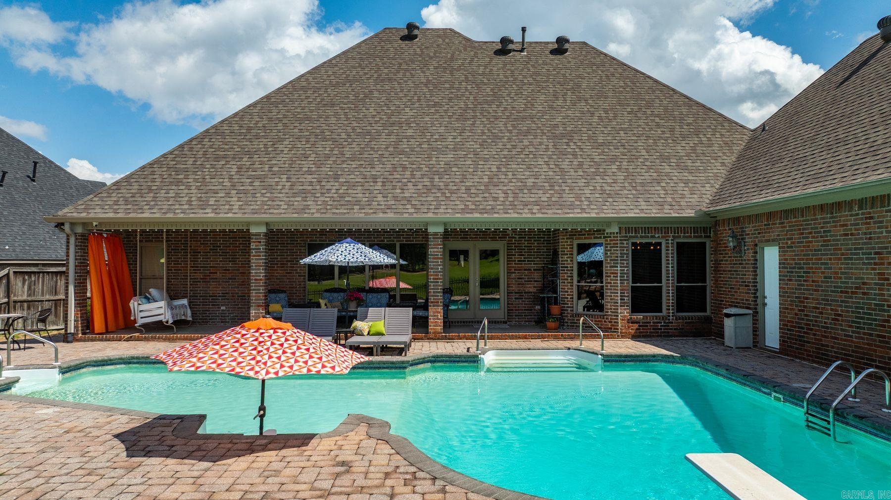 127 Grenoble Circle Property Photo 46