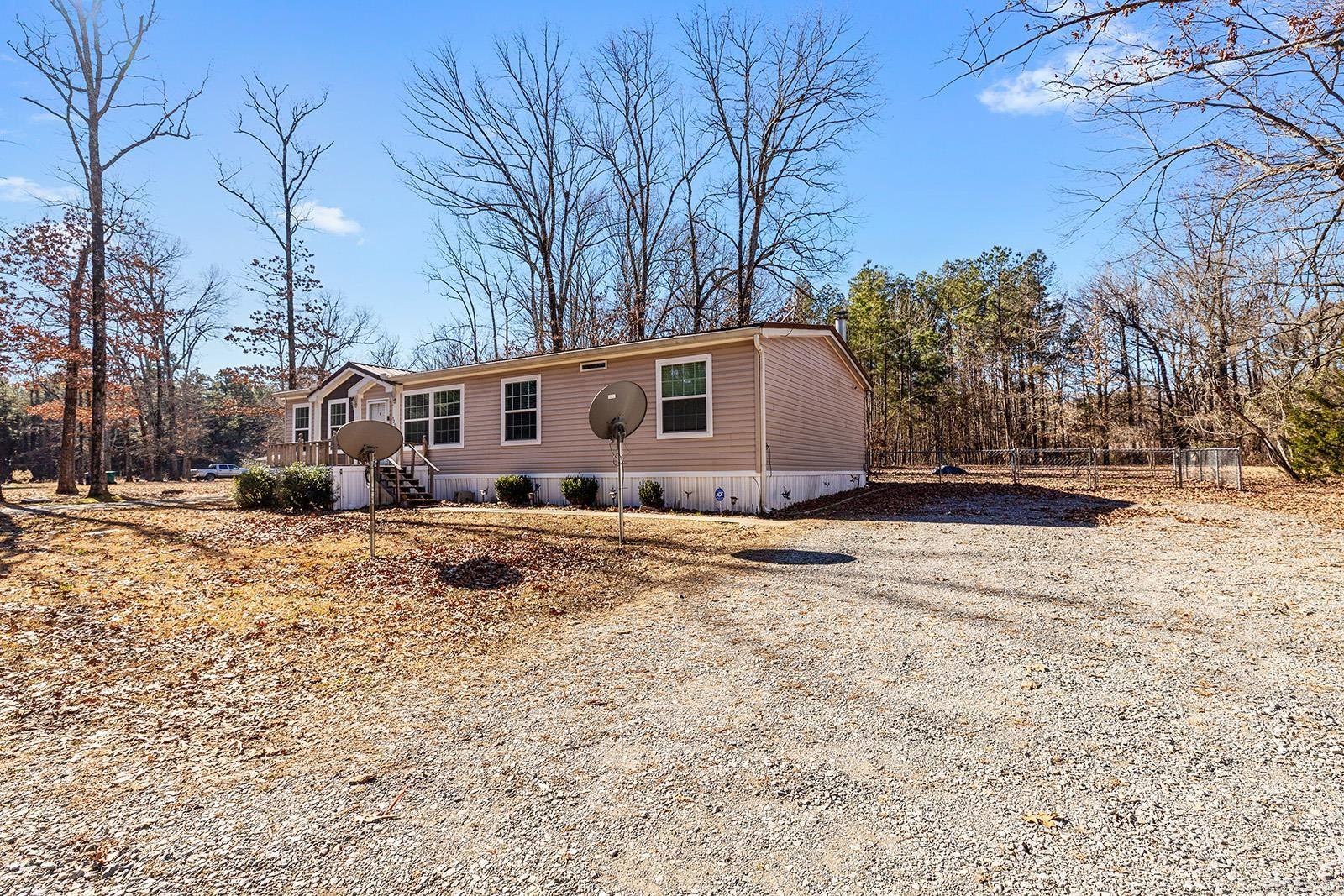 5207 Straughn Property Photo 3