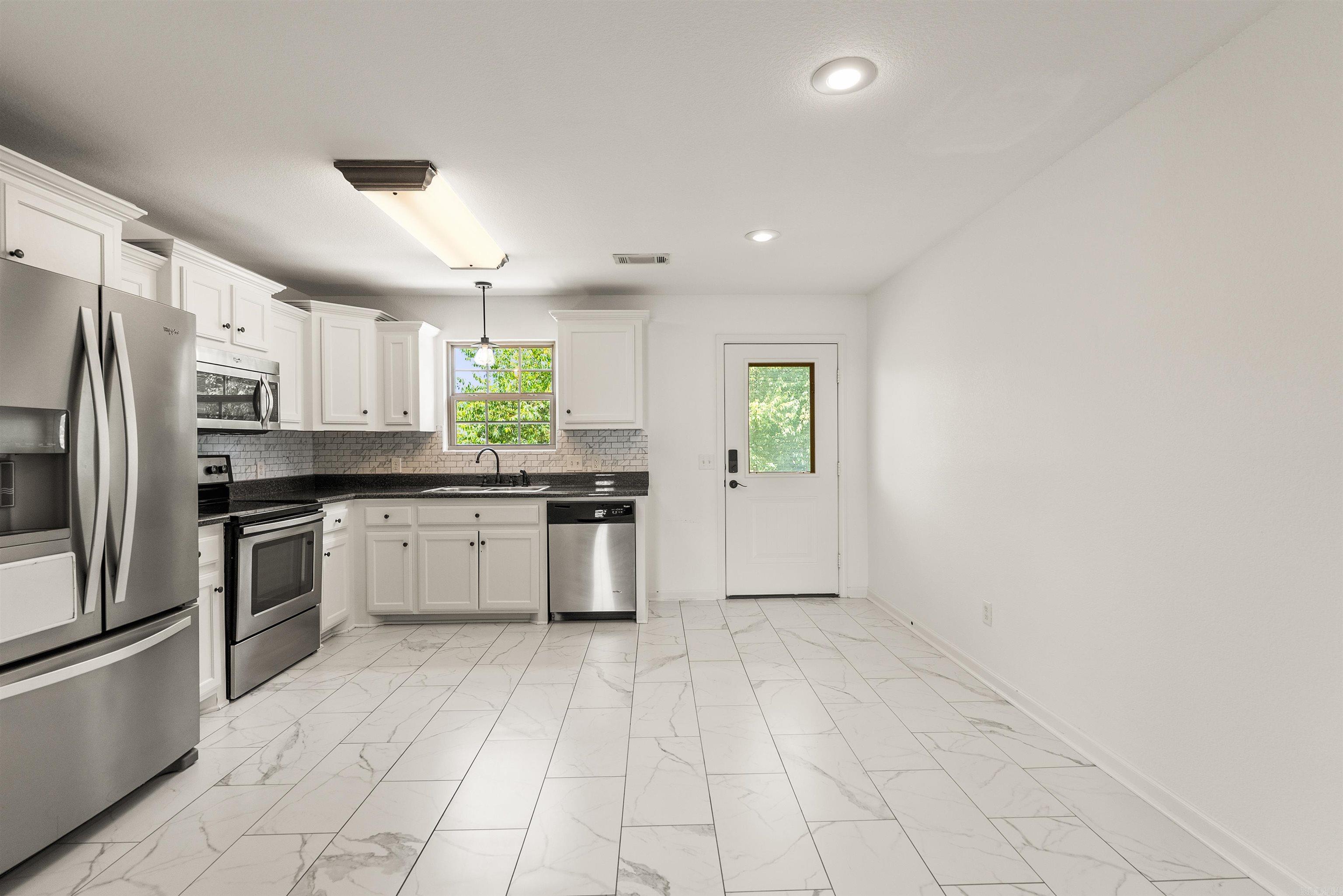 3981 Palomino Cove Property Photo 11