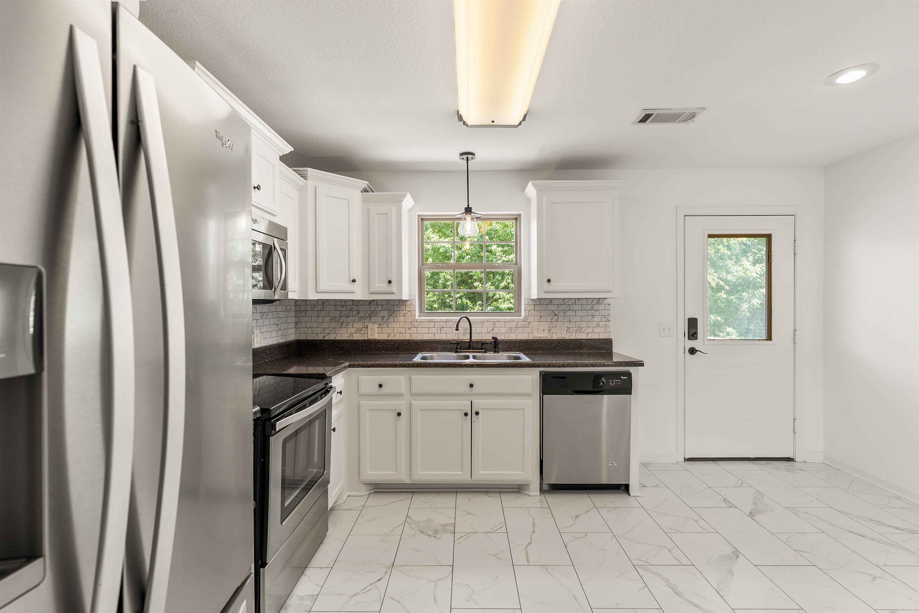 3981 Palomino Cove Property Photo 14
