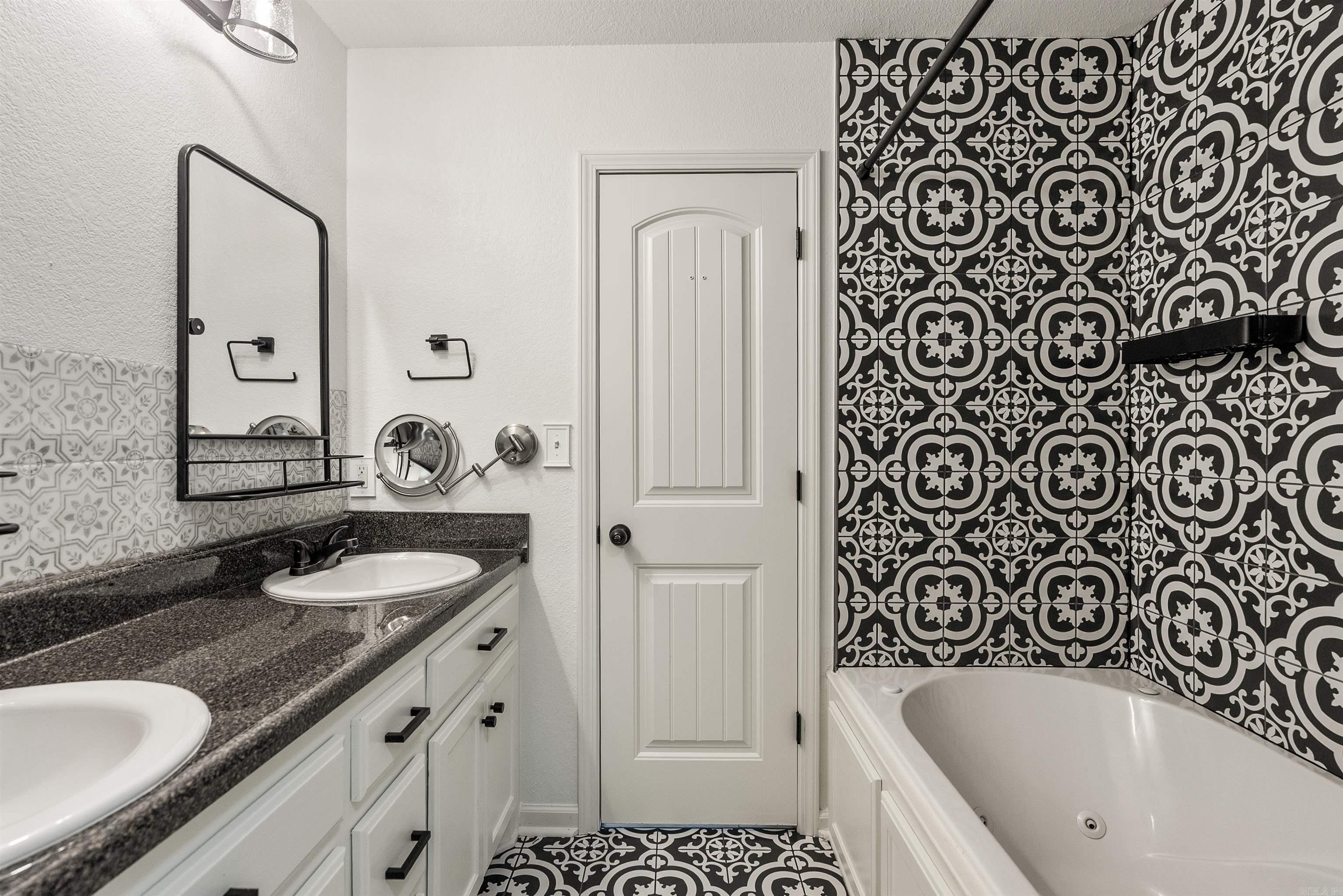 3981 Palomino Cove Property Photo 23