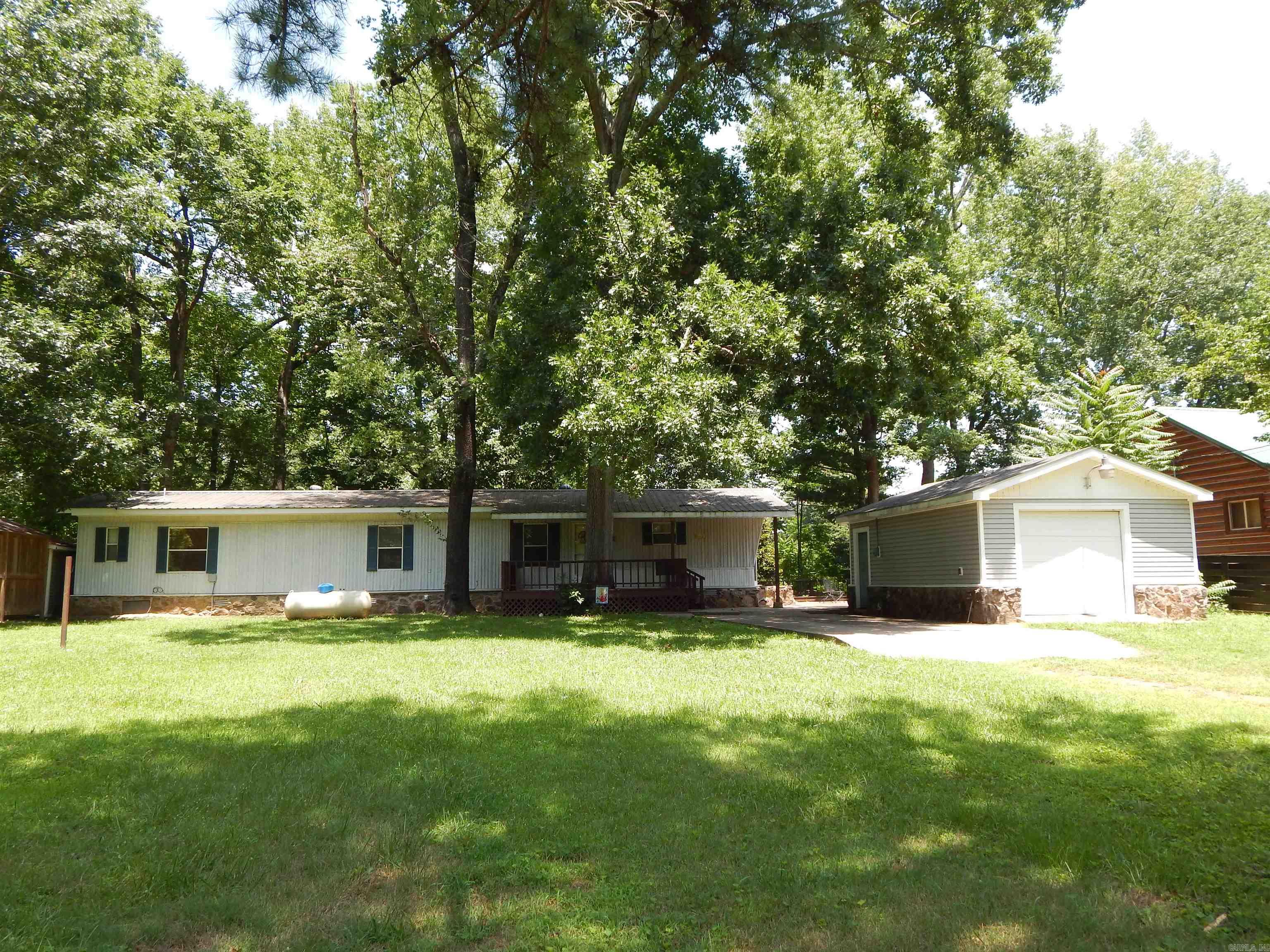29 Valley Lane Property Photo 3