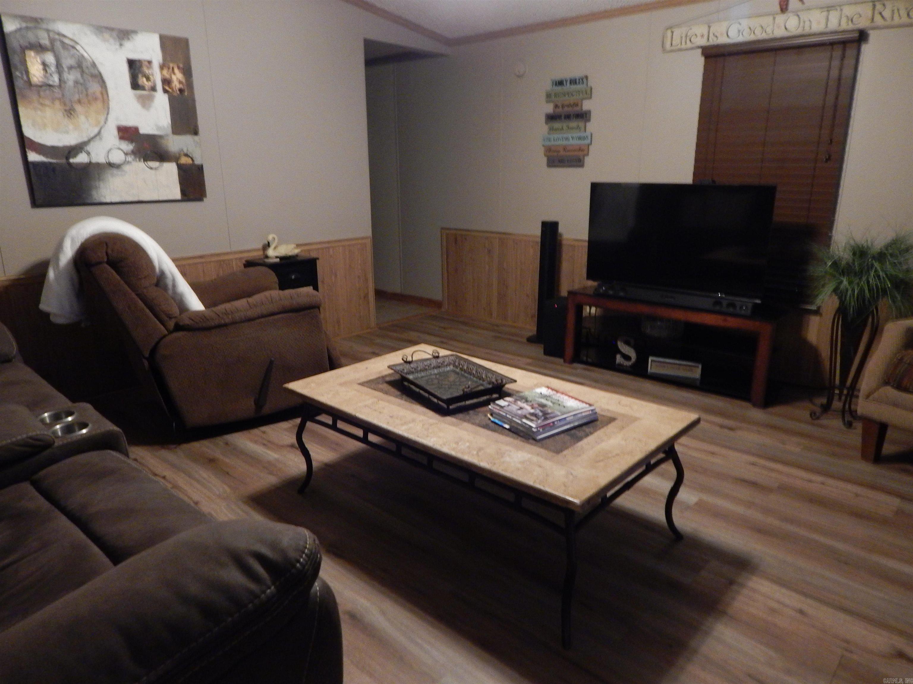 29 Valley Lane Property Photo 6