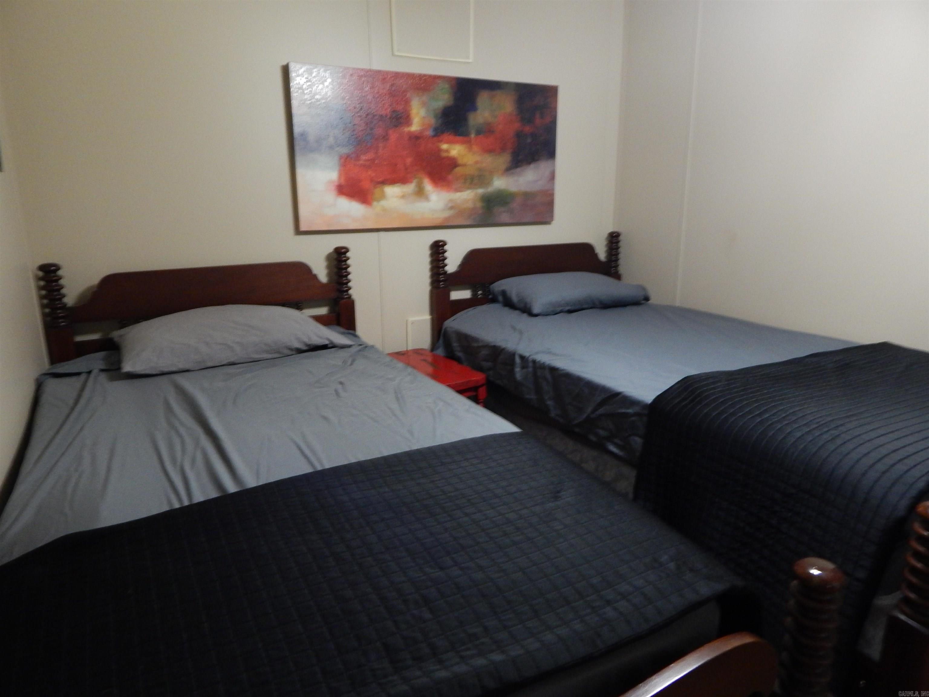 29 Valley Lane Property Photo 14