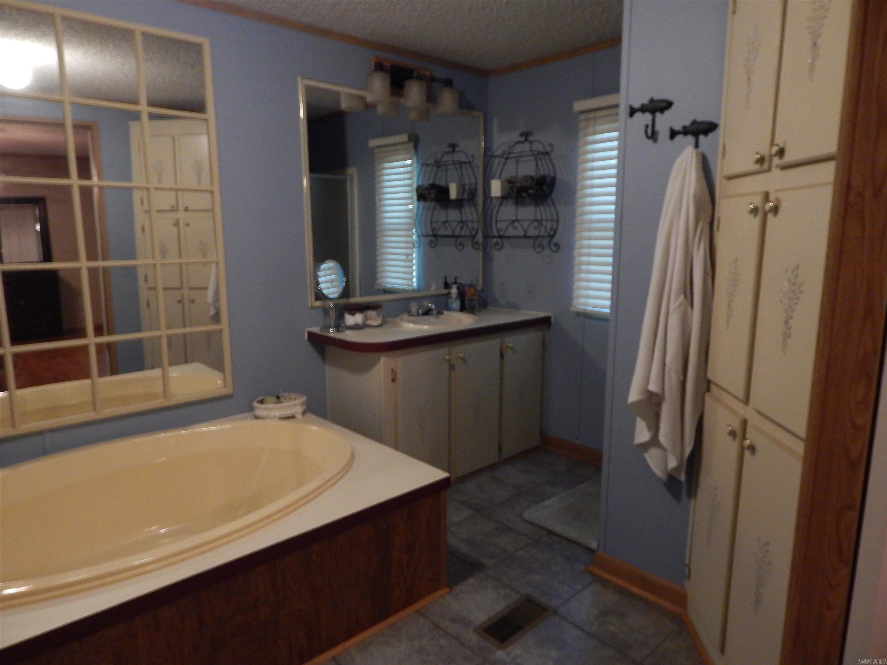 29 Valley Lane Property Photo 21