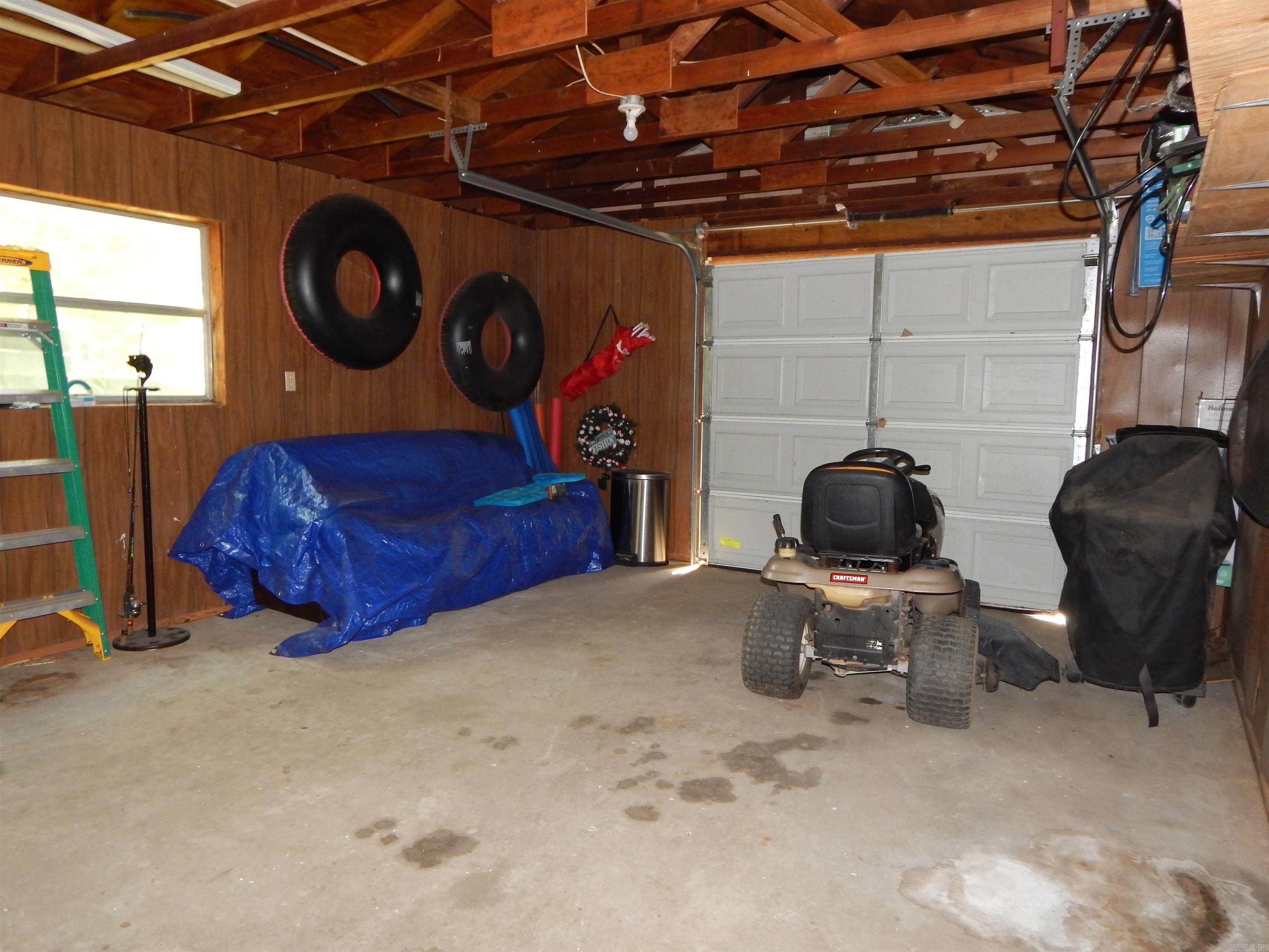 29 Valley Lane Property Photo 27
