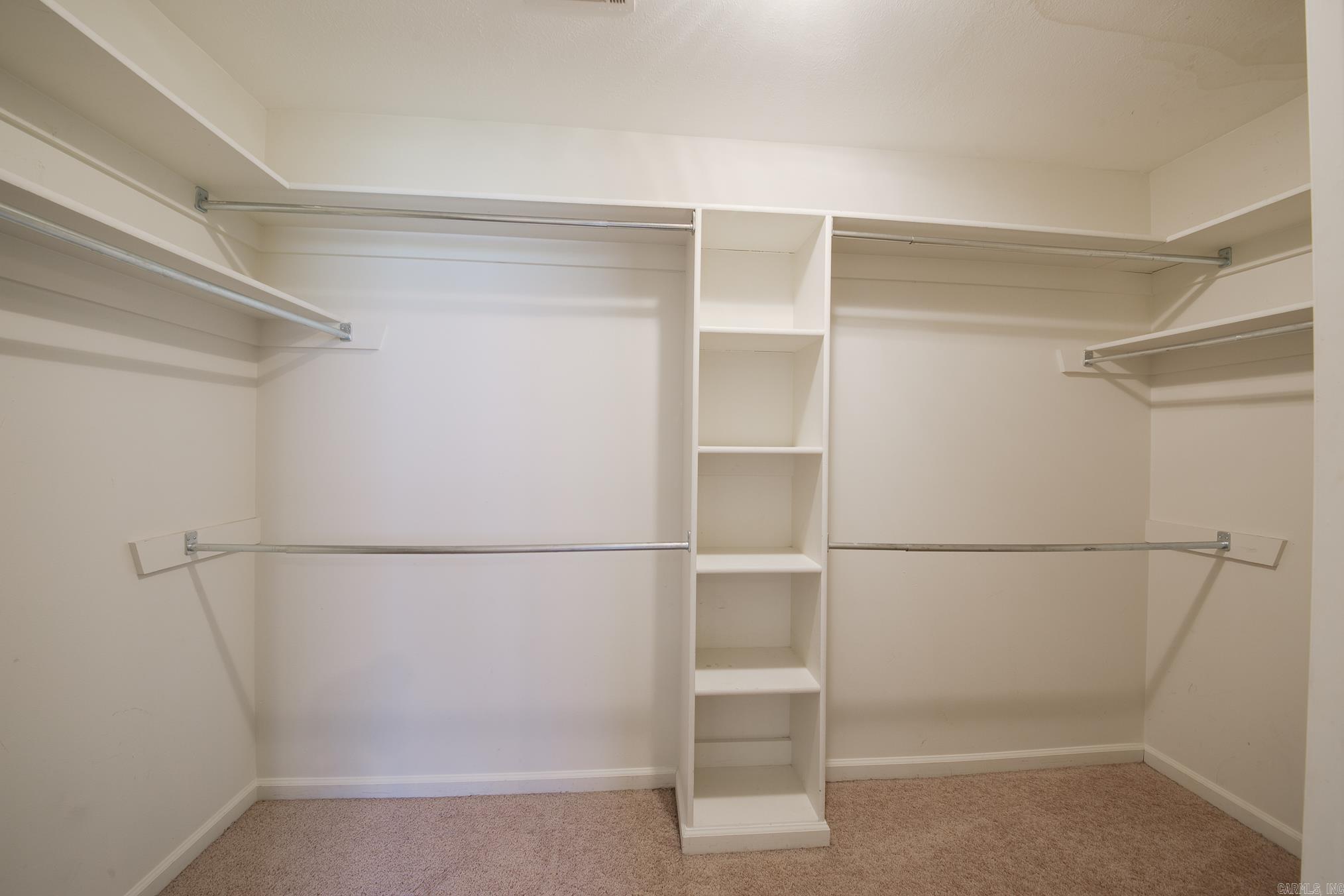 18 Highplains Drive Property Photo 32