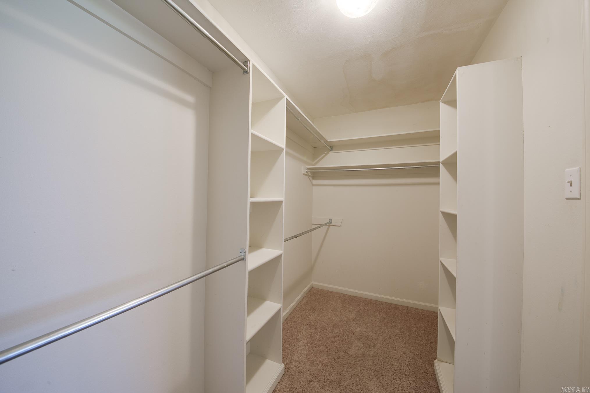 18 Highplains Drive Property Photo 33