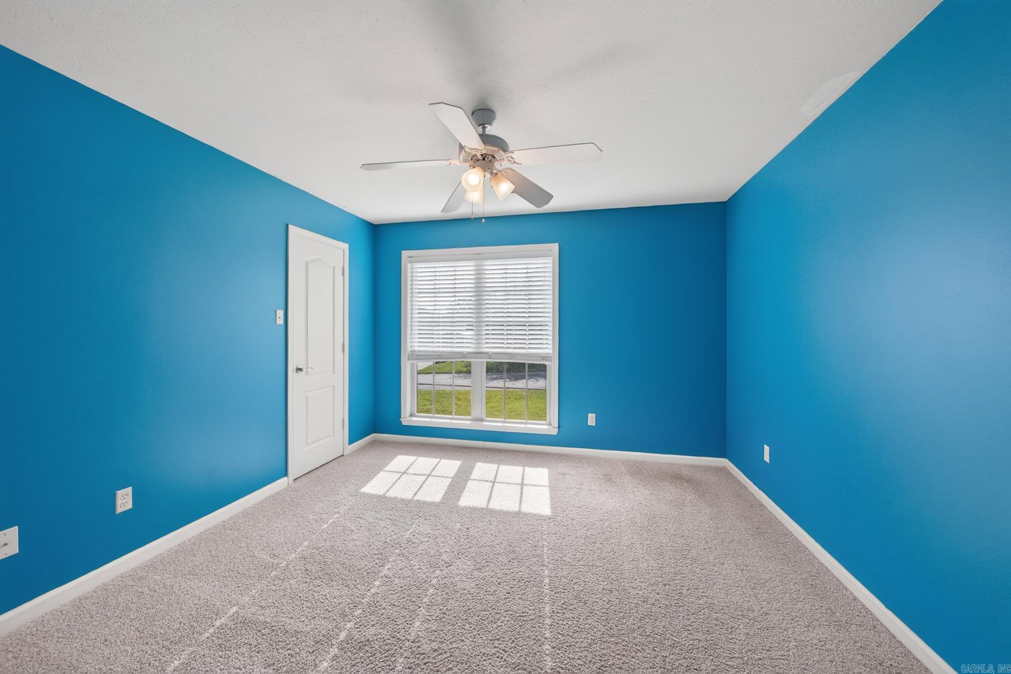 18 Highplains Drive Property Photo 34