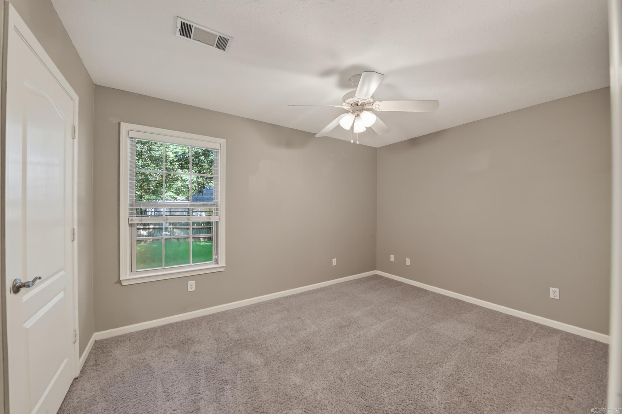 18 Highplains Drive Property Photo 40