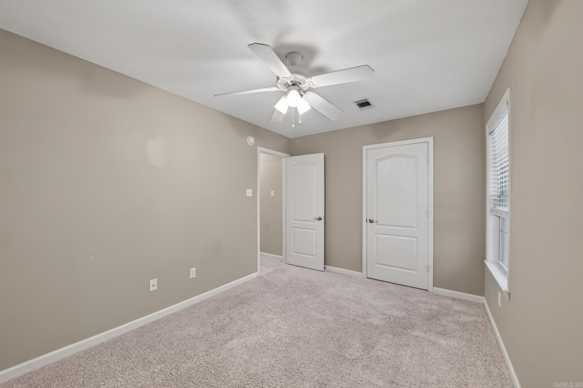 18 Highplains Drive Property Photo 41