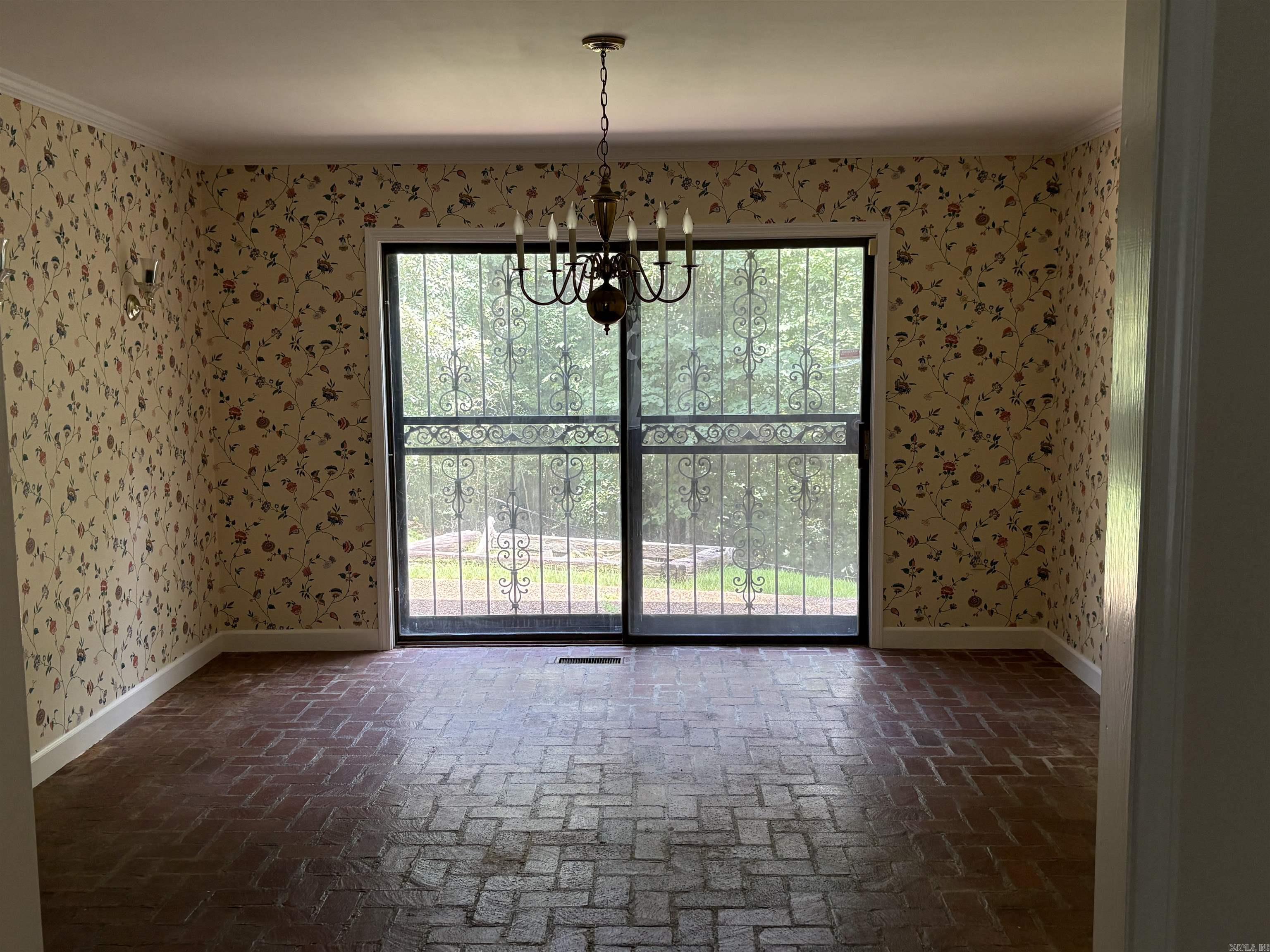 508 Ridgemont Property Photo 2