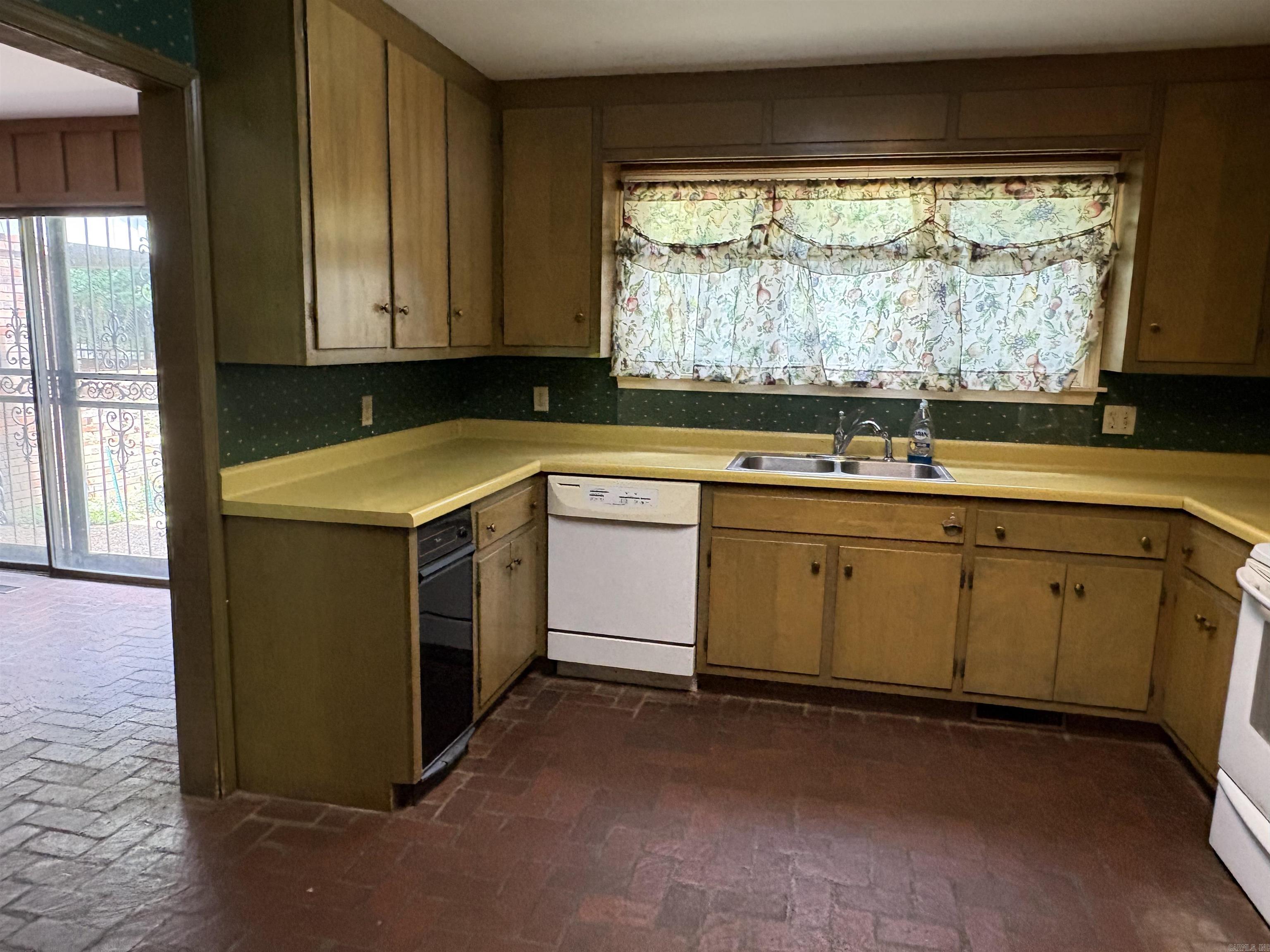 508 Ridgemont Property Photo 12