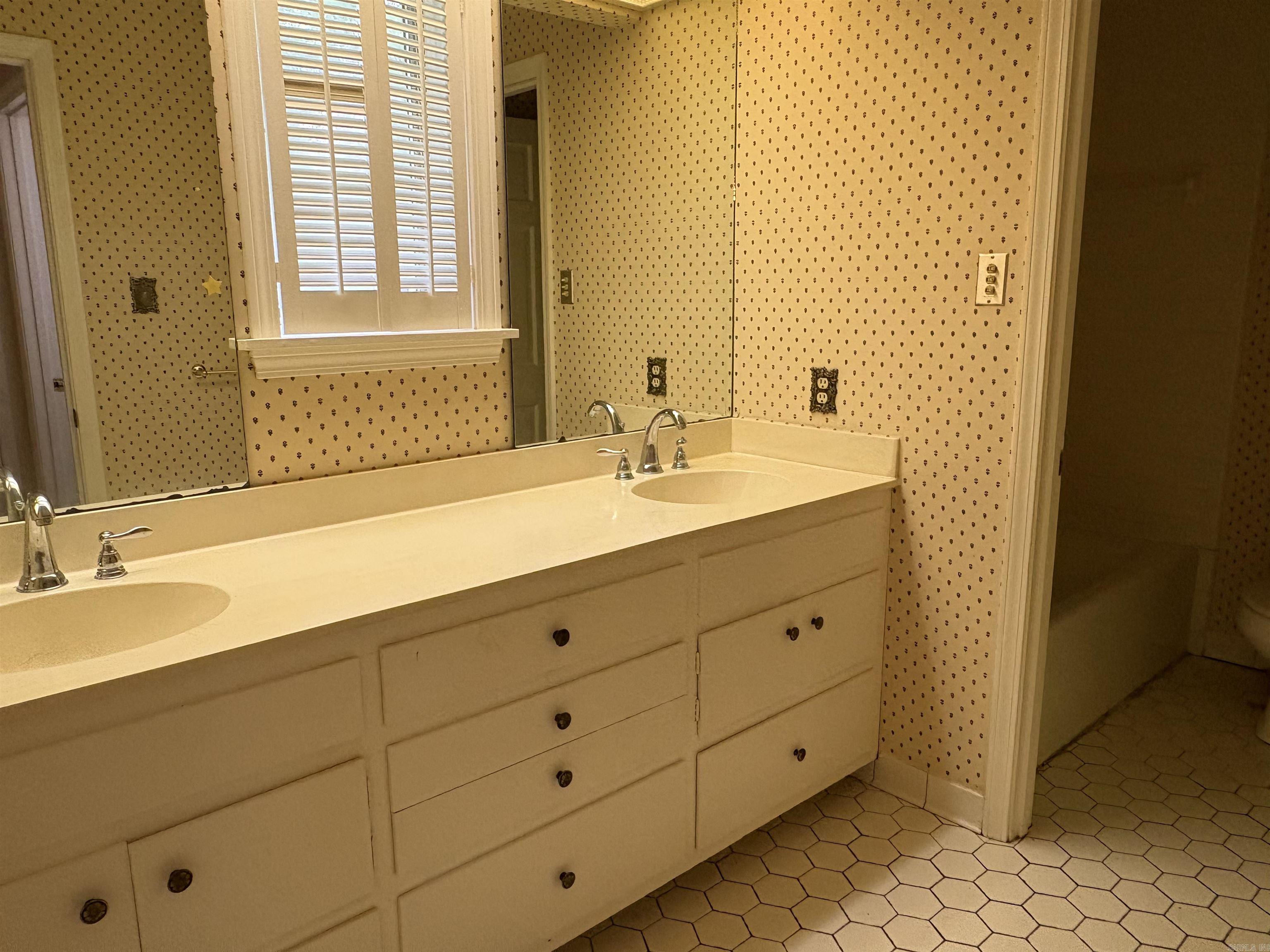 508 Ridgemont Property Photo 16
