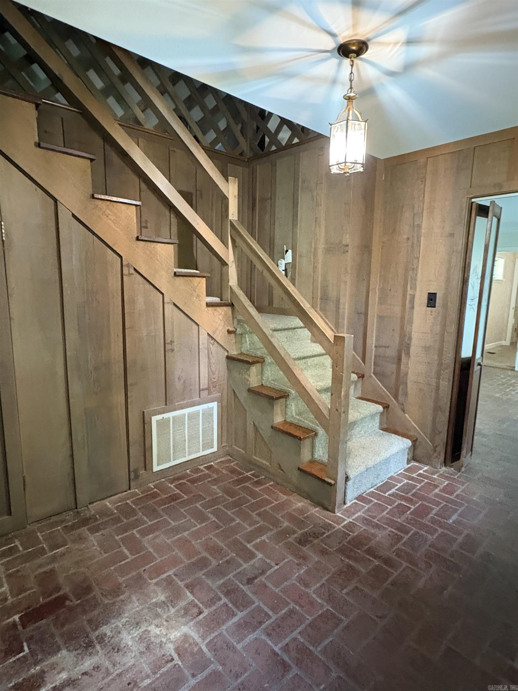508 Ridgemont Property Photo 33