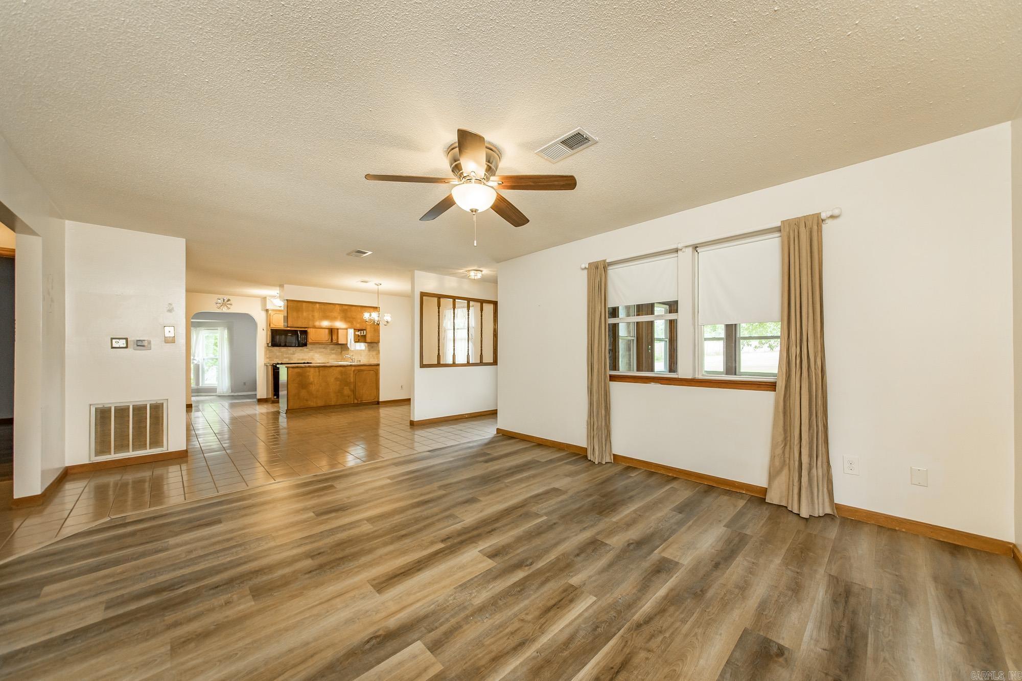 205 Mountain Trail Road Property Photo 5