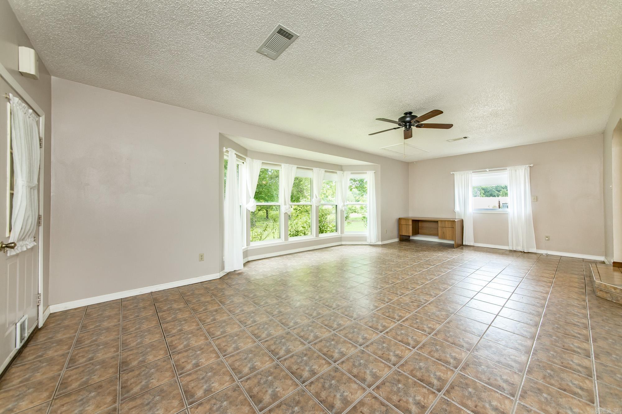 205 Mountain Trail Road Property Photo 9
