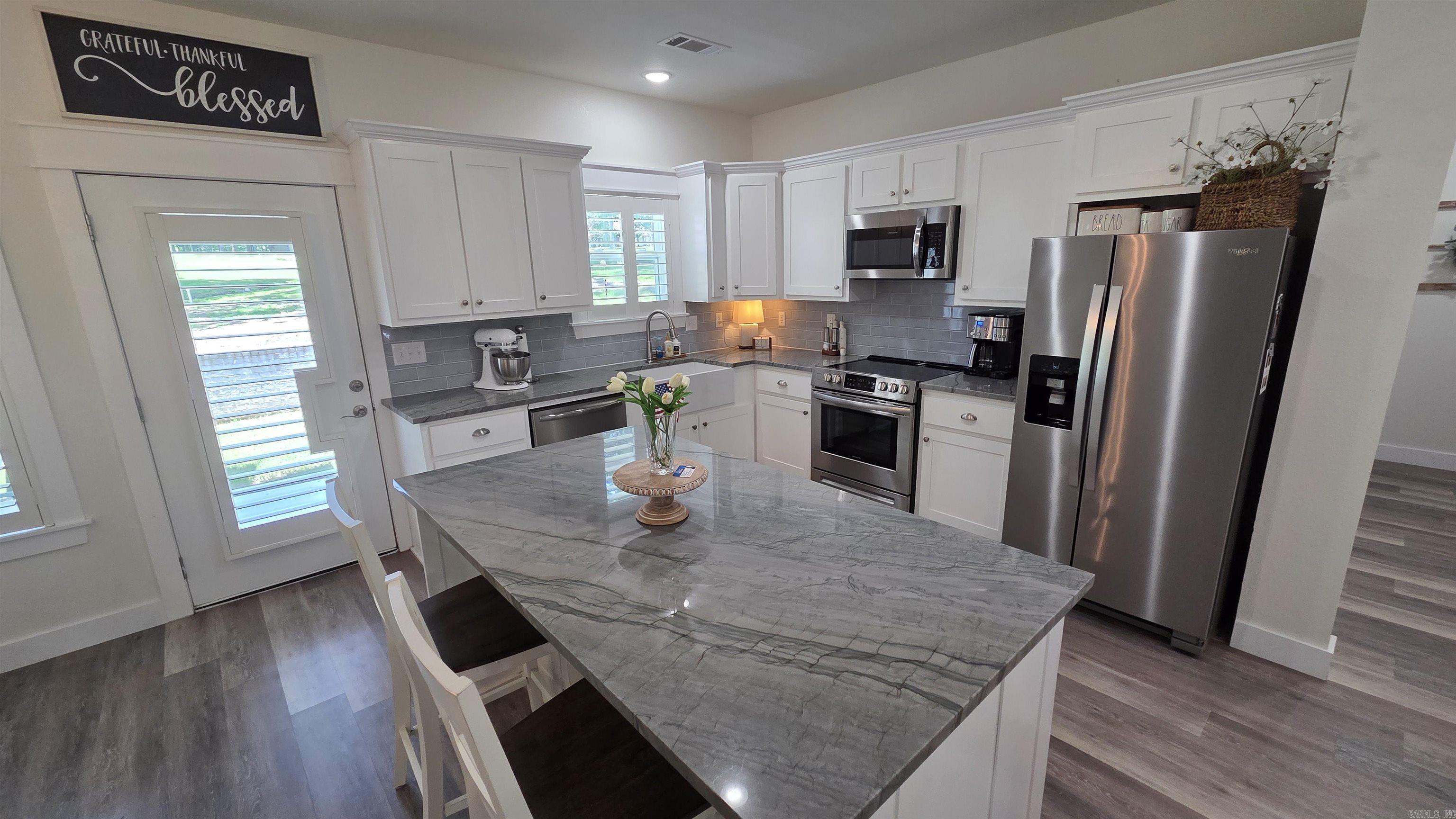 224 Snead Property Photo 3