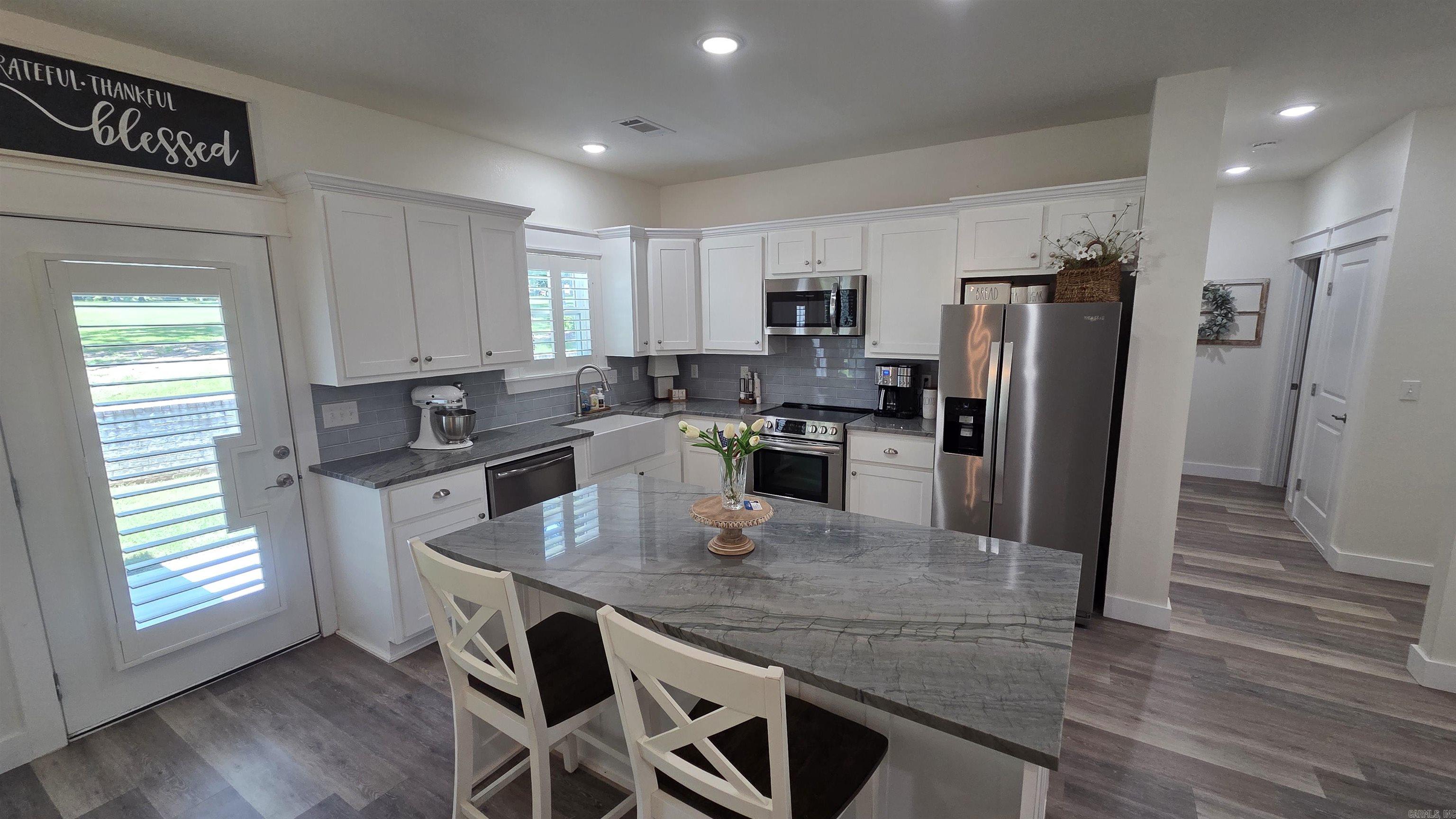 224 Snead Property Photo 8