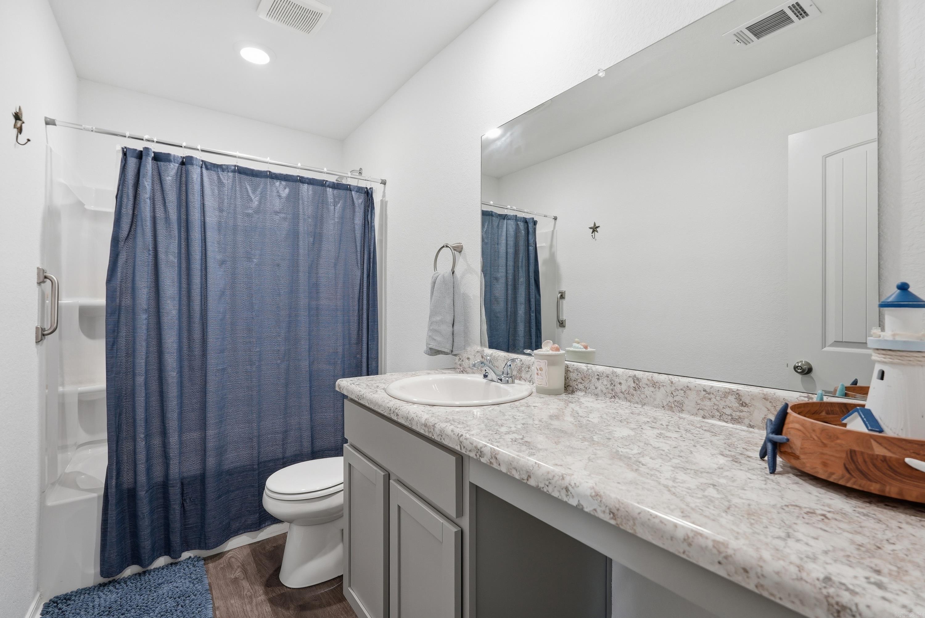 1266 Crotale Street Property Photo 15