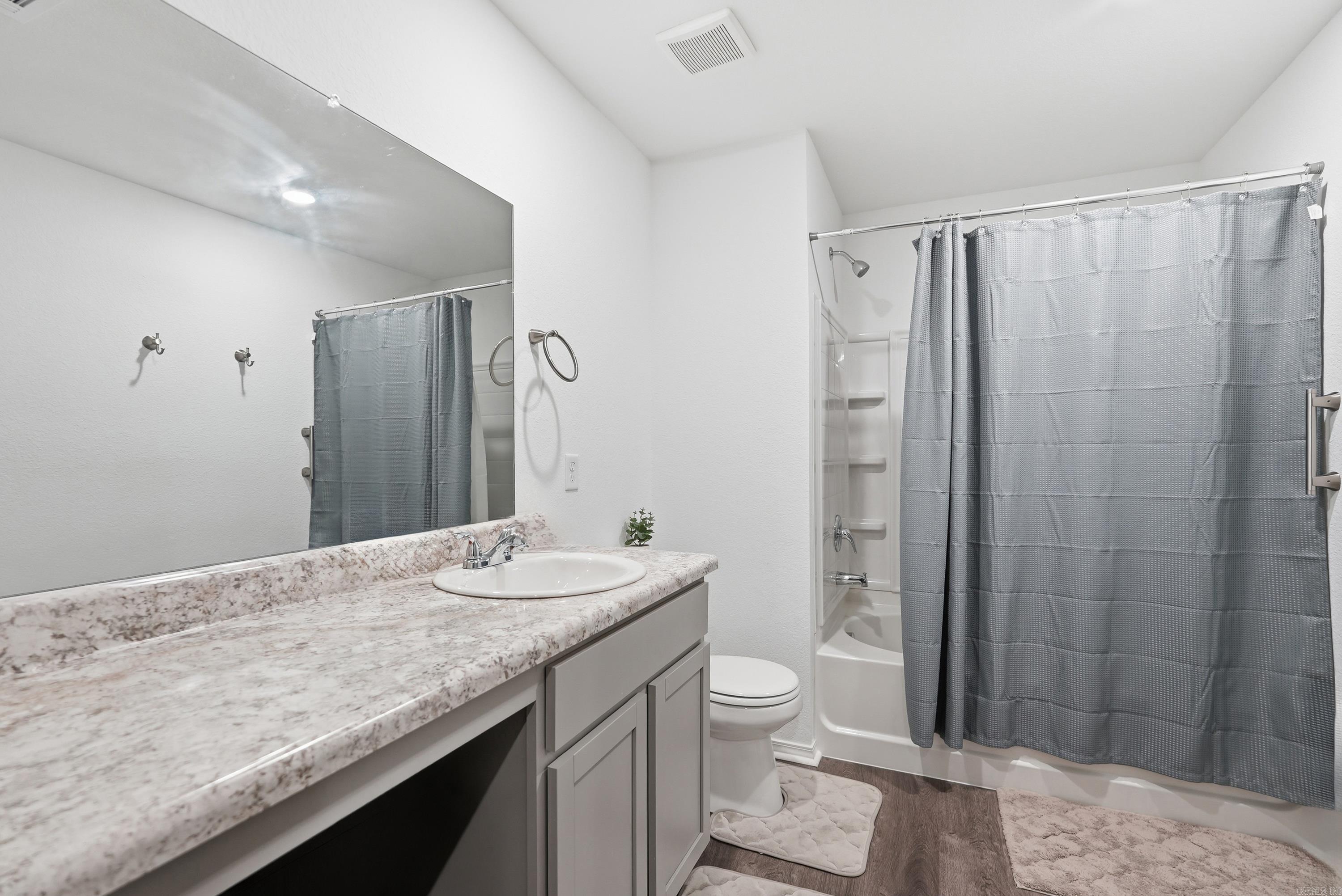 1266 Crotale Street Property Photo 19