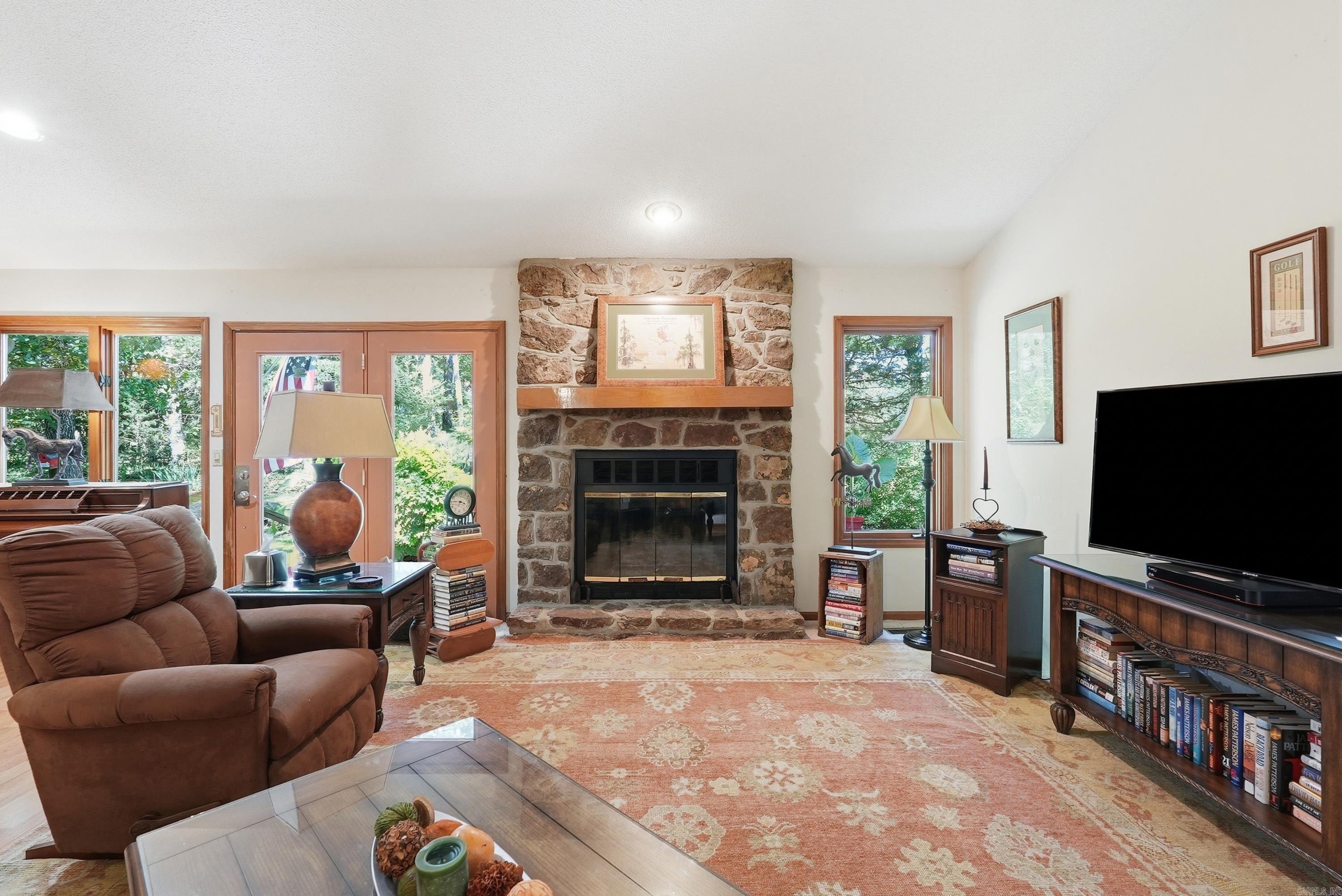 106 Dahlia Circle Property Photo 13