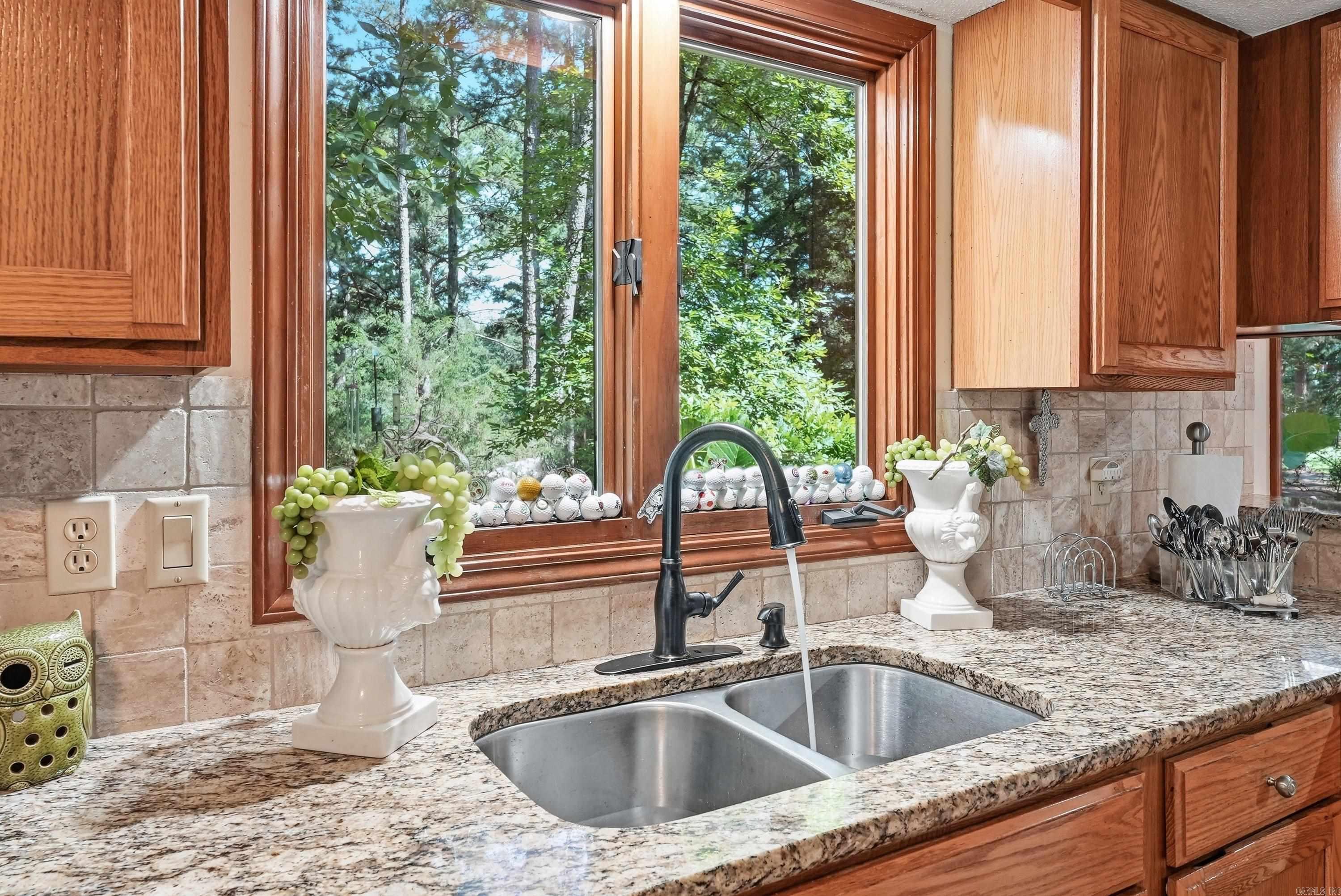 106 Dahlia Circle Property Photo 18