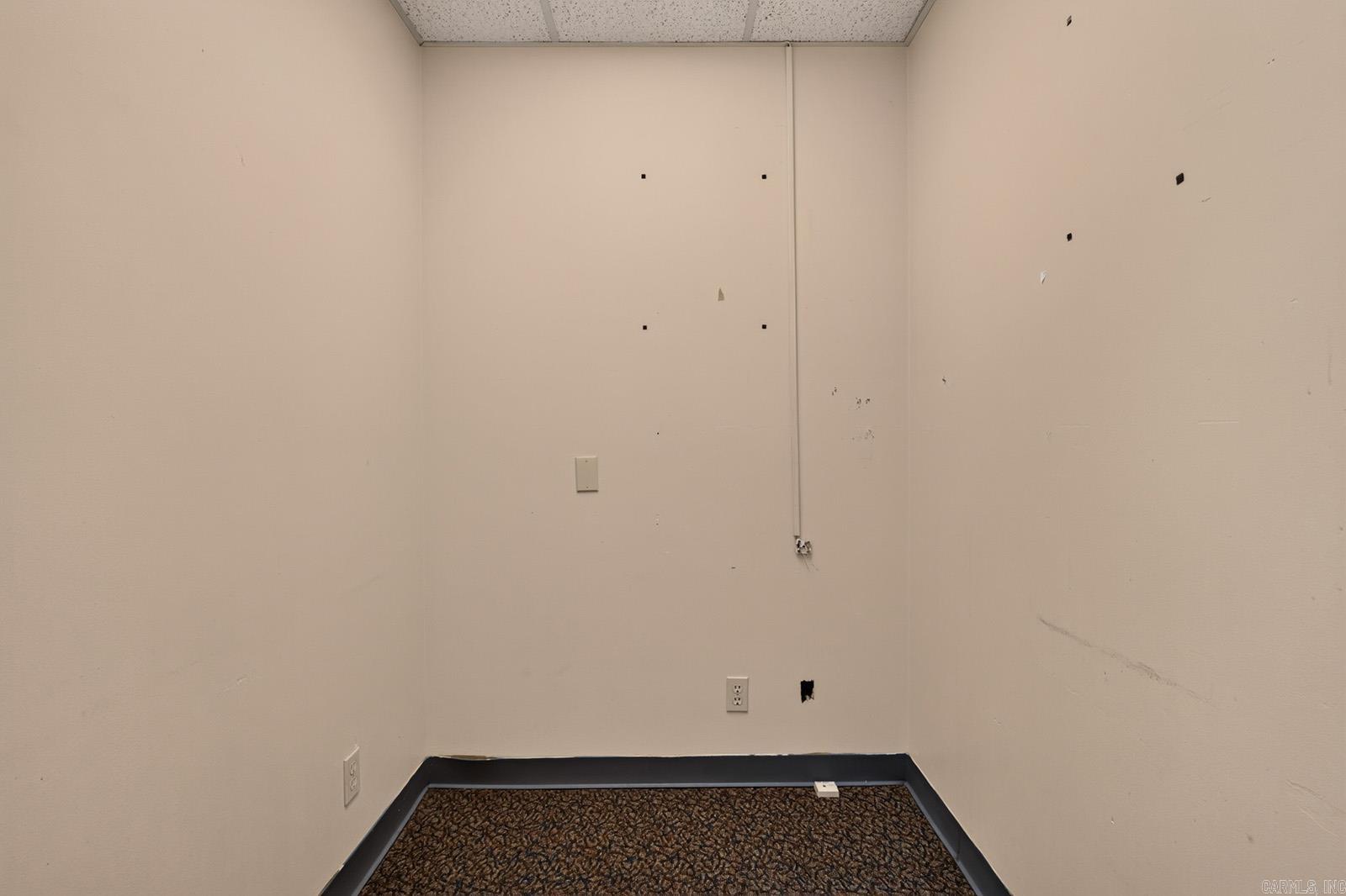 1601 S University Avenue Property Photo 32