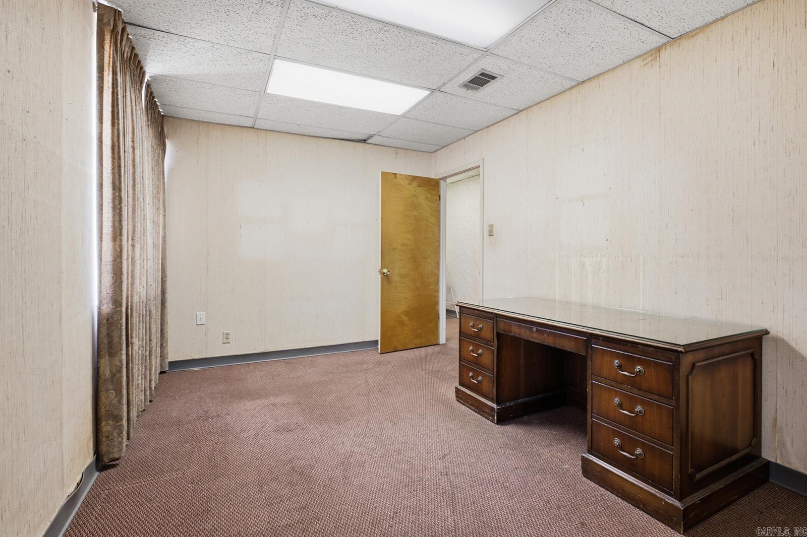 1601 S University Avenue Property Photo 42
