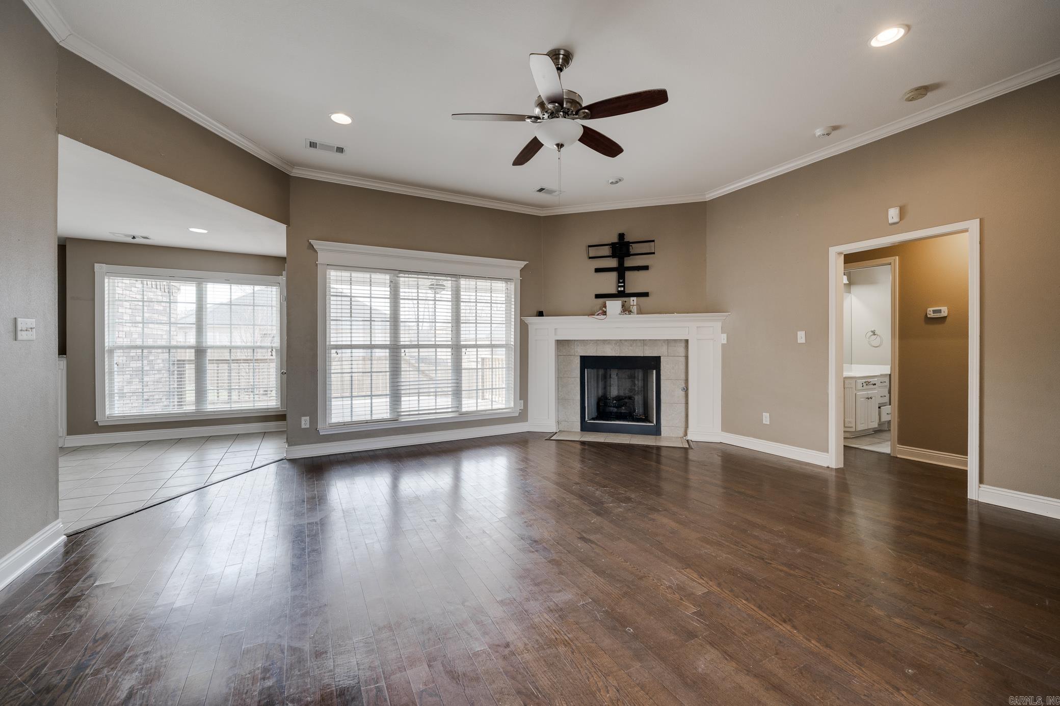 5609 Aviator Drive Property Photo 4