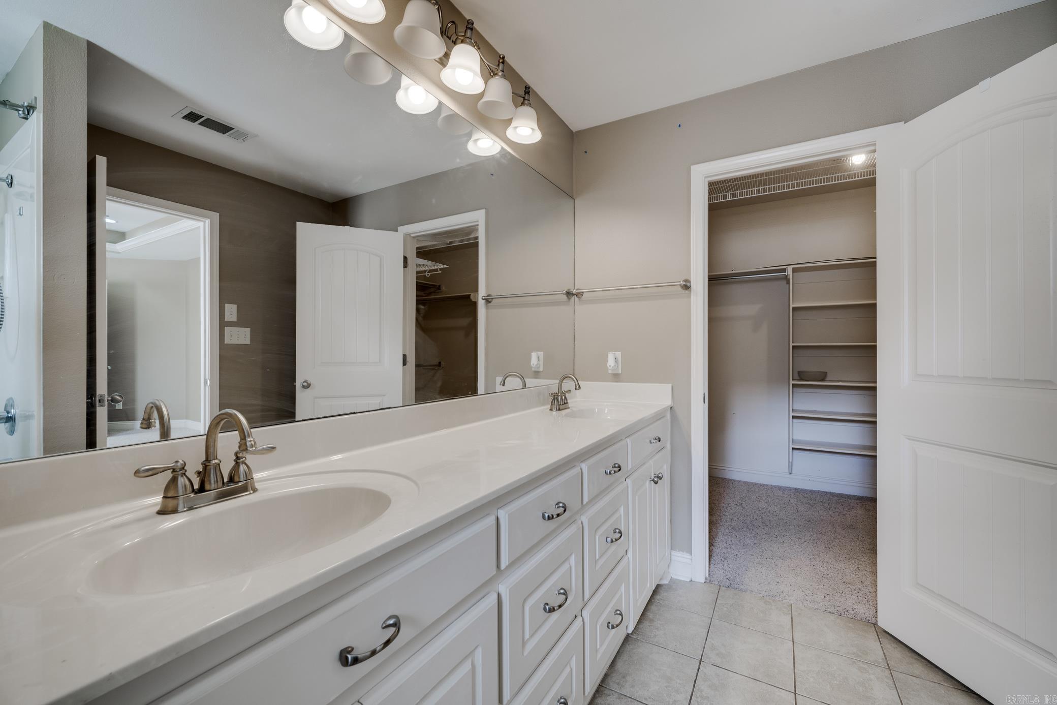 5609 Aviator Drive Property Photo 18