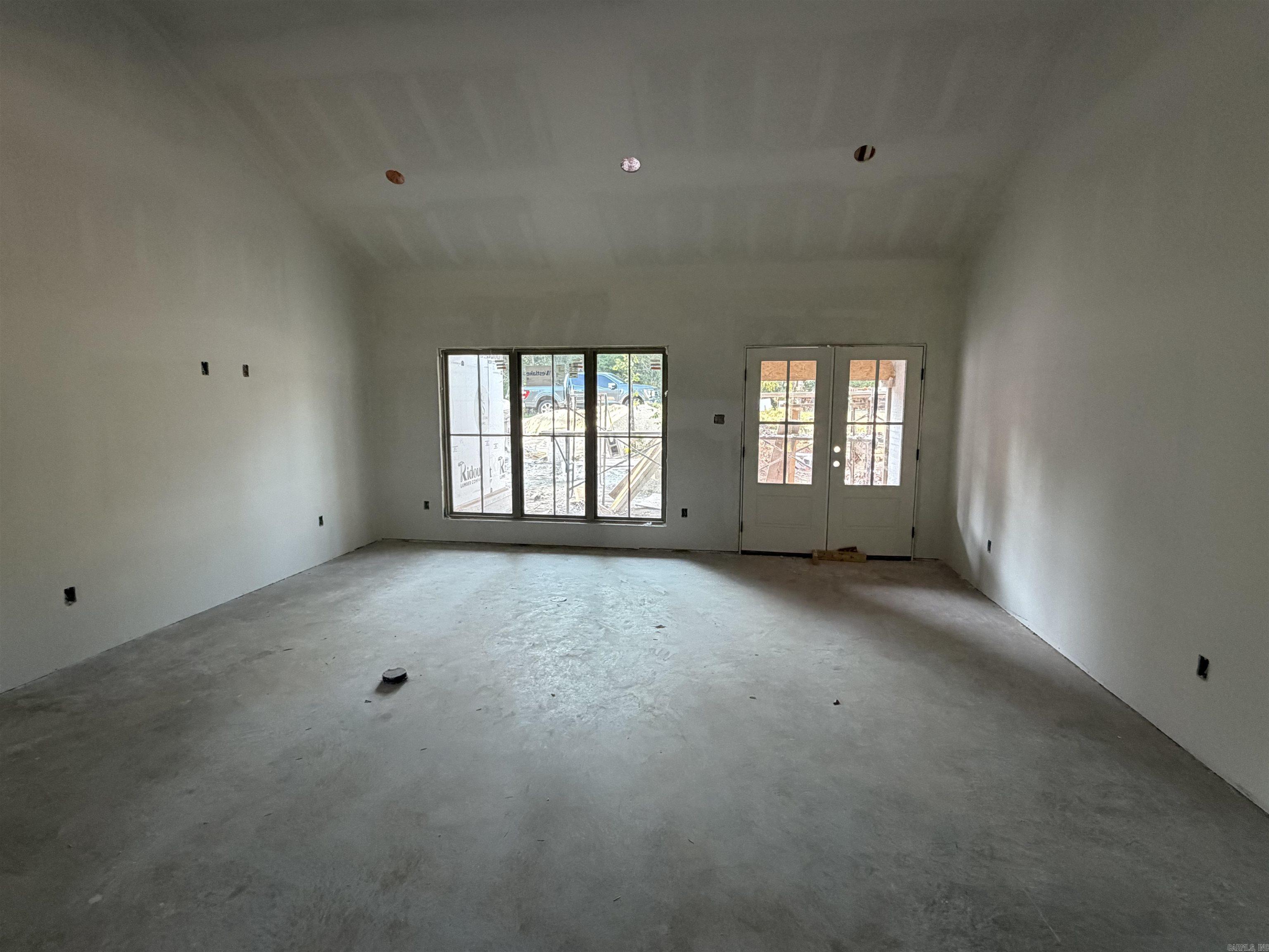 364 Sellers Road Property Photo 4