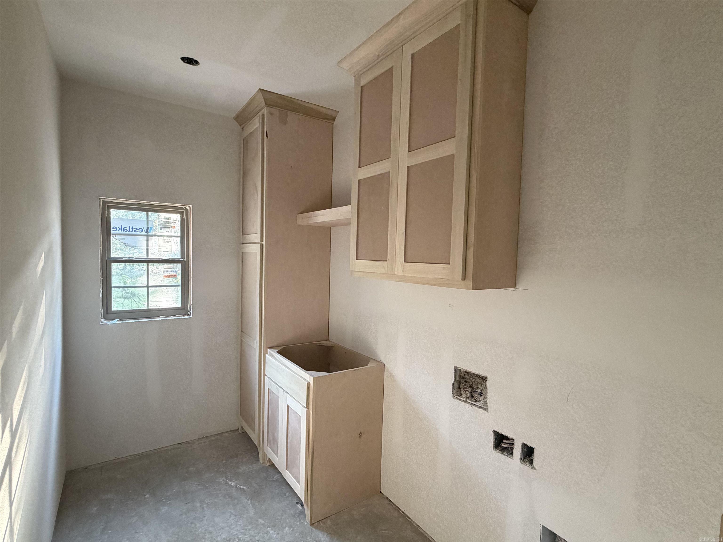 364 Sellers Road Property Photo 6