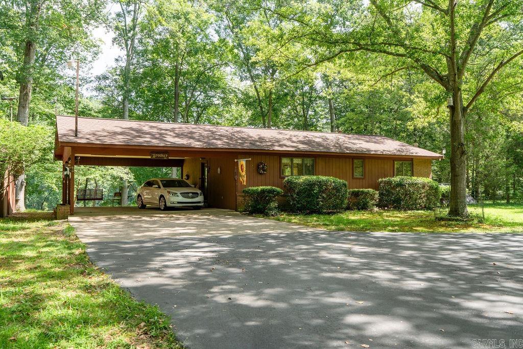 789 Ferguson Road Property Photo 1