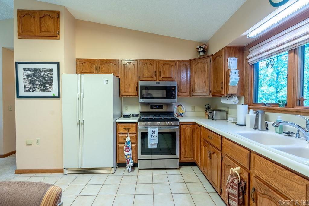 789 Ferguson Road Property Photo 10